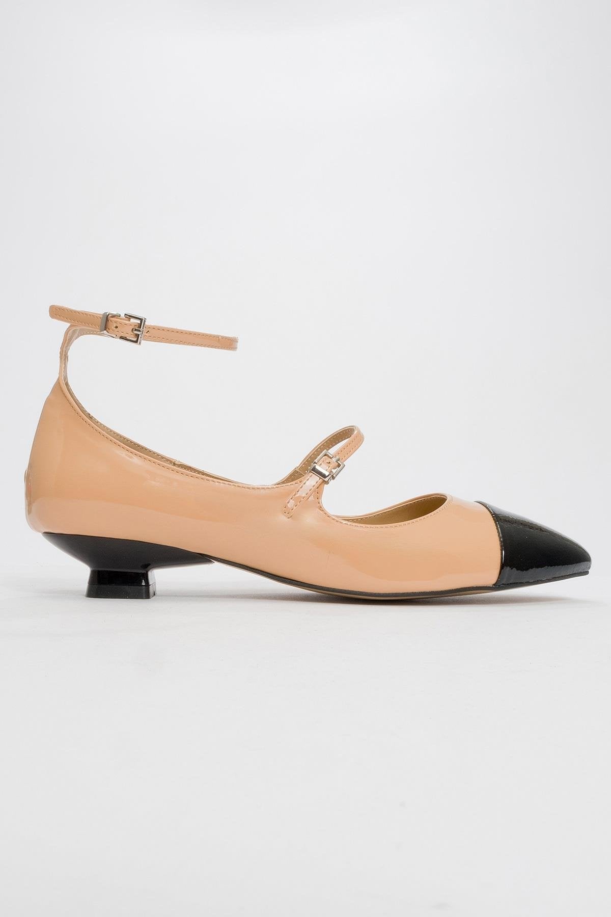 Uster - Taupe-Black Patent Low Block Heel Shoe – heel view showing leather, black, SimmiUnique
