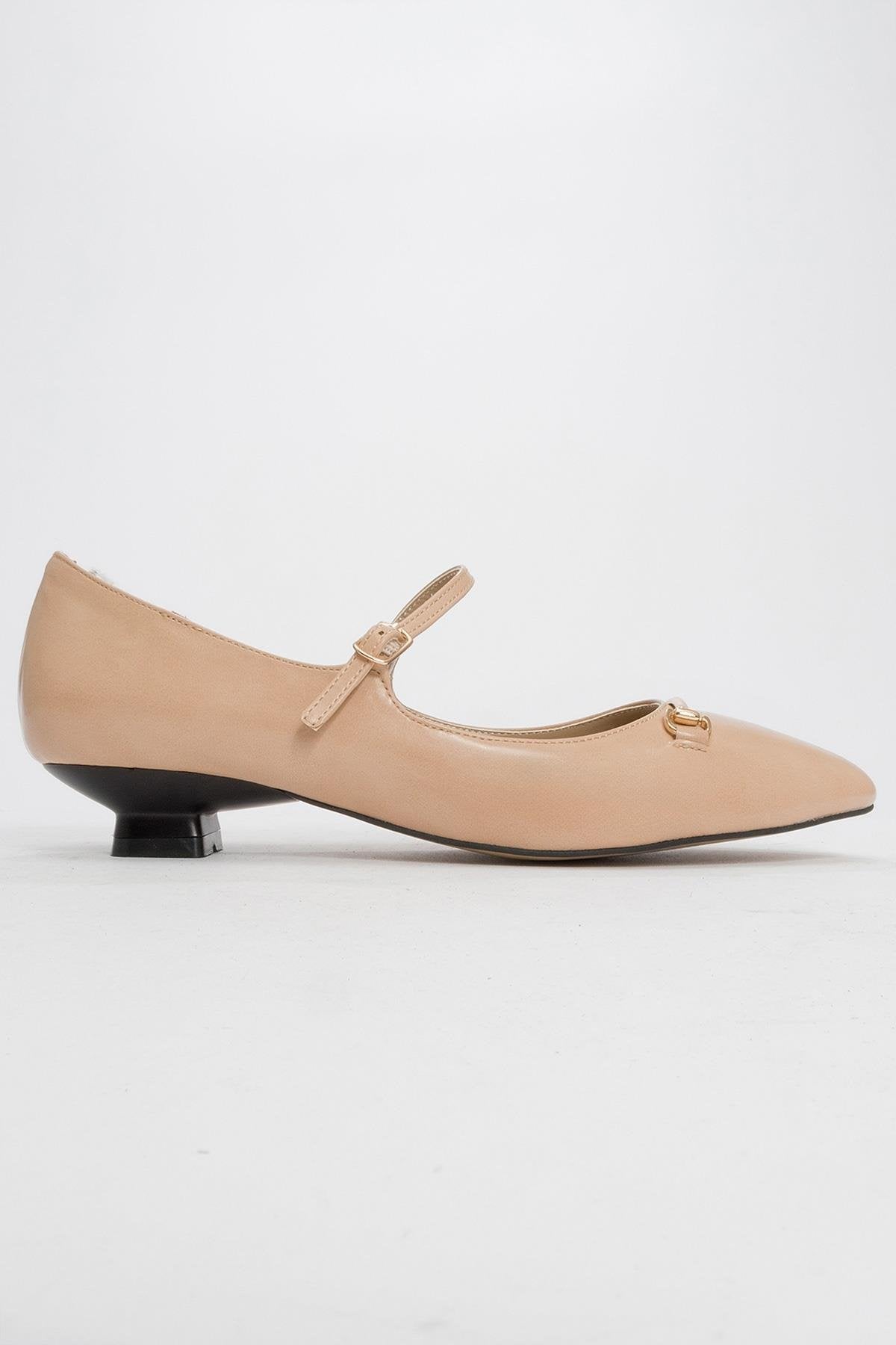 Ojen - Beige Low Heel Shoe – heel view showing leather, SimmiUnique