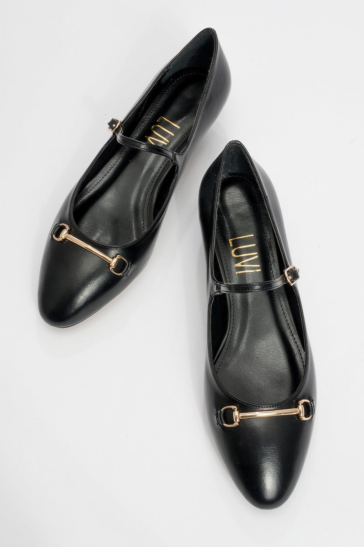 Ojen - Black Low Heel Shoe – side view showing leather, black, SimmiUnique