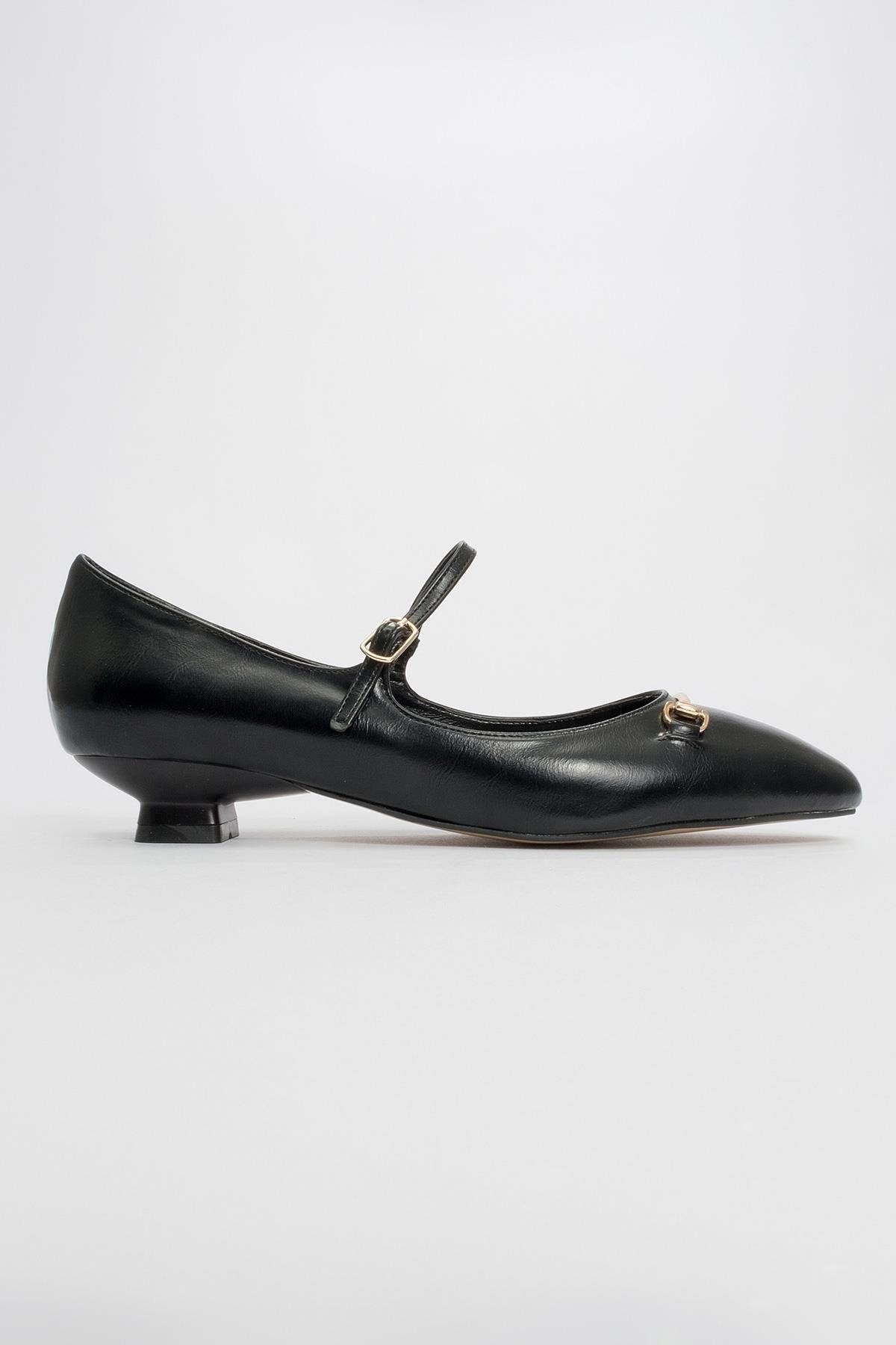 Ojen - Black Low Heel Shoe – heel view showing leather, black, SimmiUnique