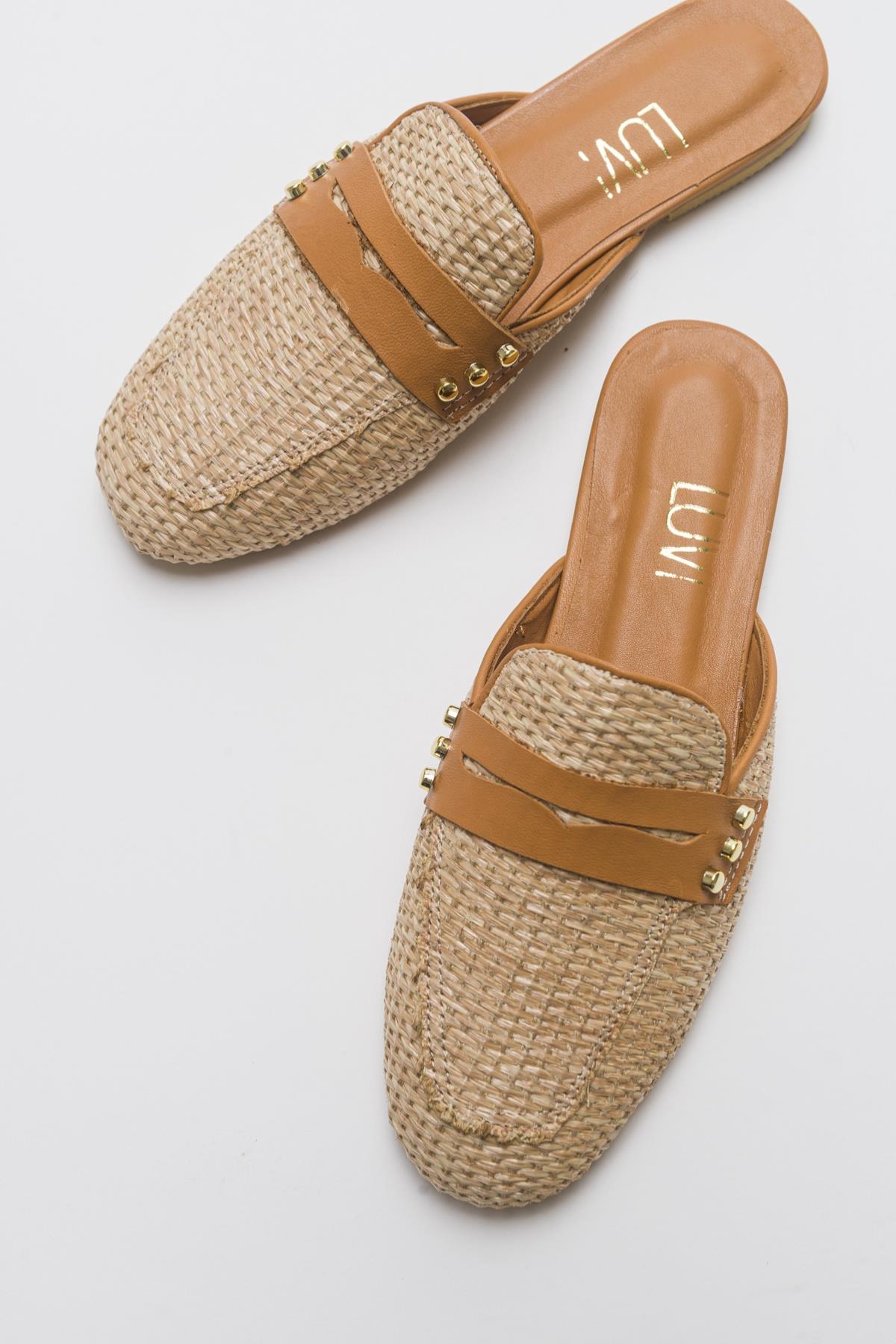 Patrizia - Beige Leather Mule – side view showing leather, SimmiUnique