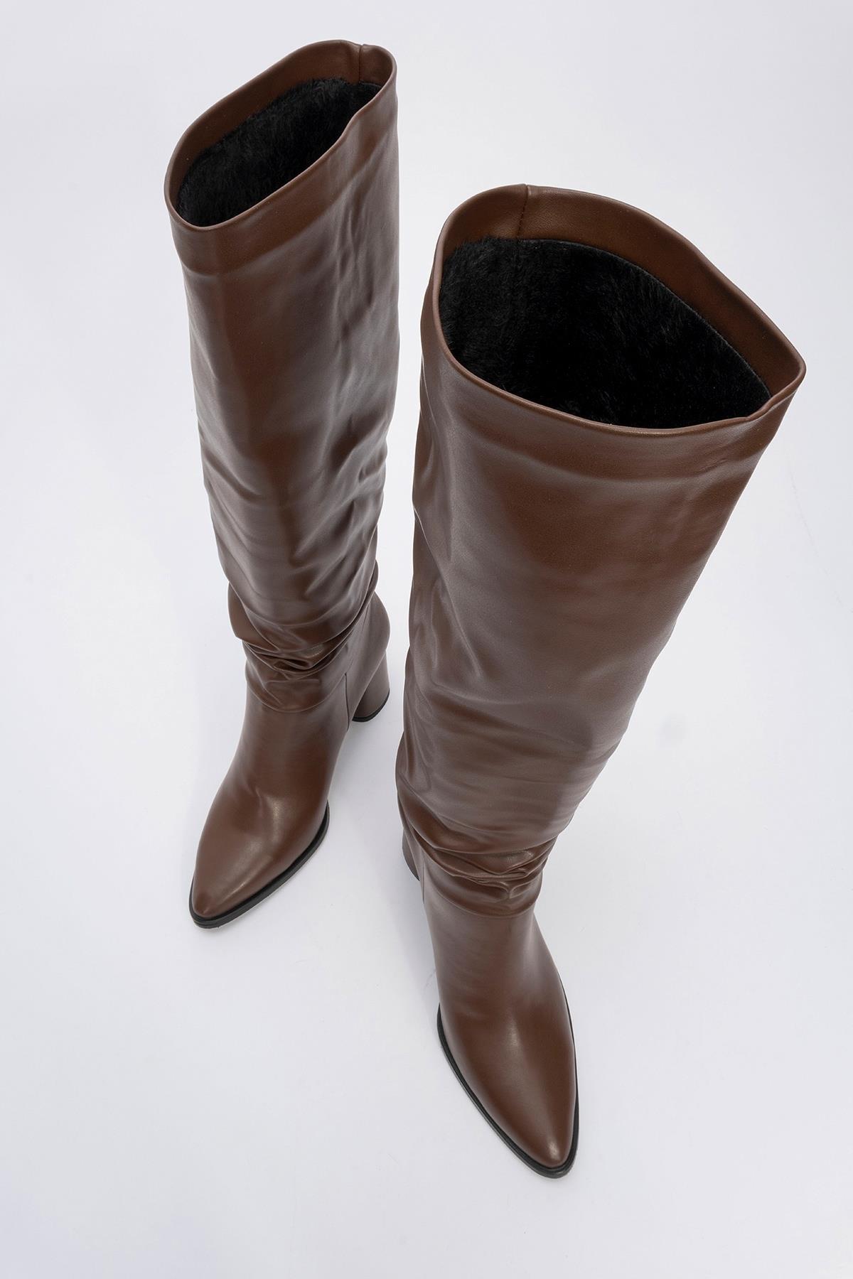 120 - Brown Gusset Block Heel Boot – side view showing leather, SimmiUnique