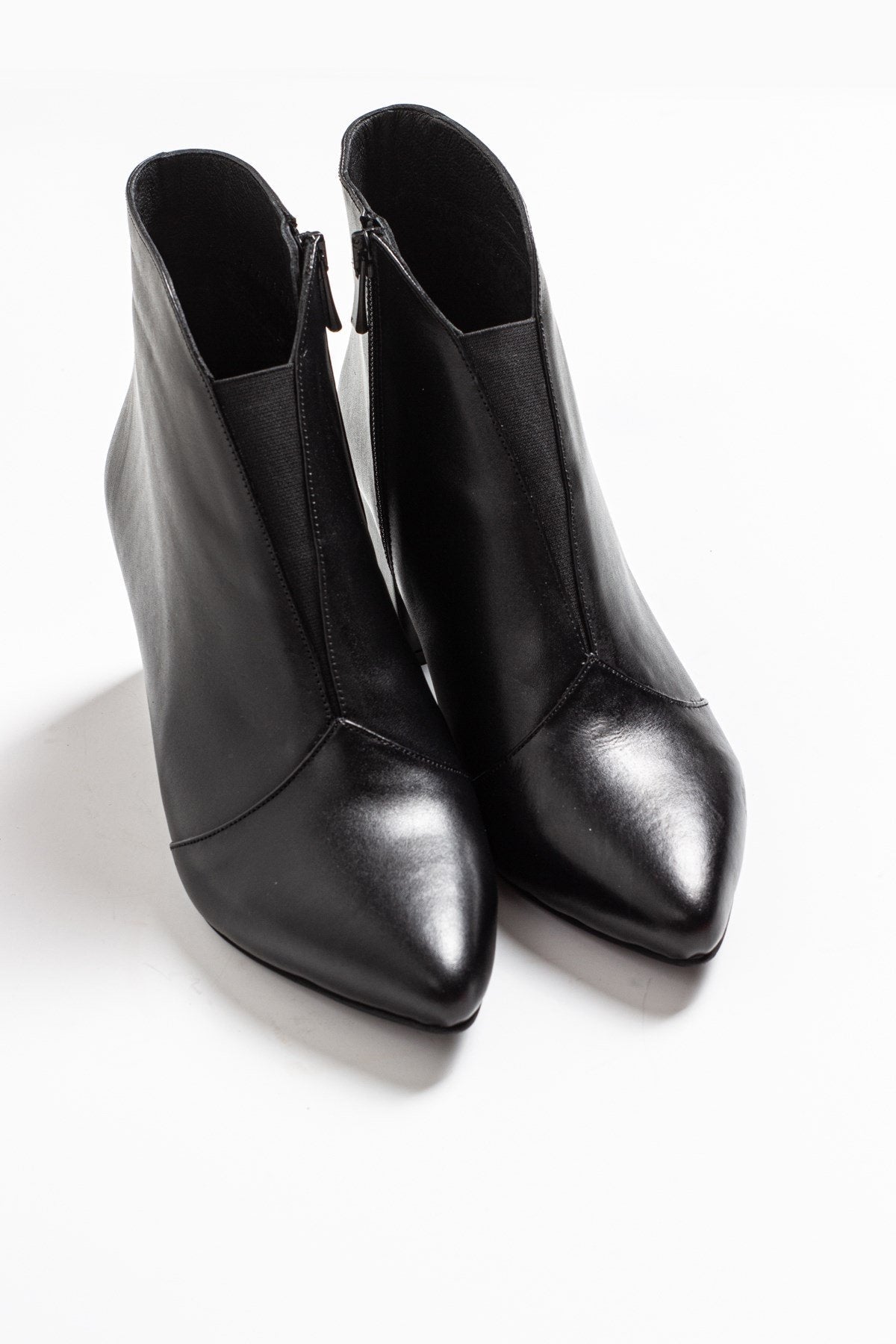 Finda Black Leather Block‑Heel Boot – detail view showing leather, black, SimmiUnique