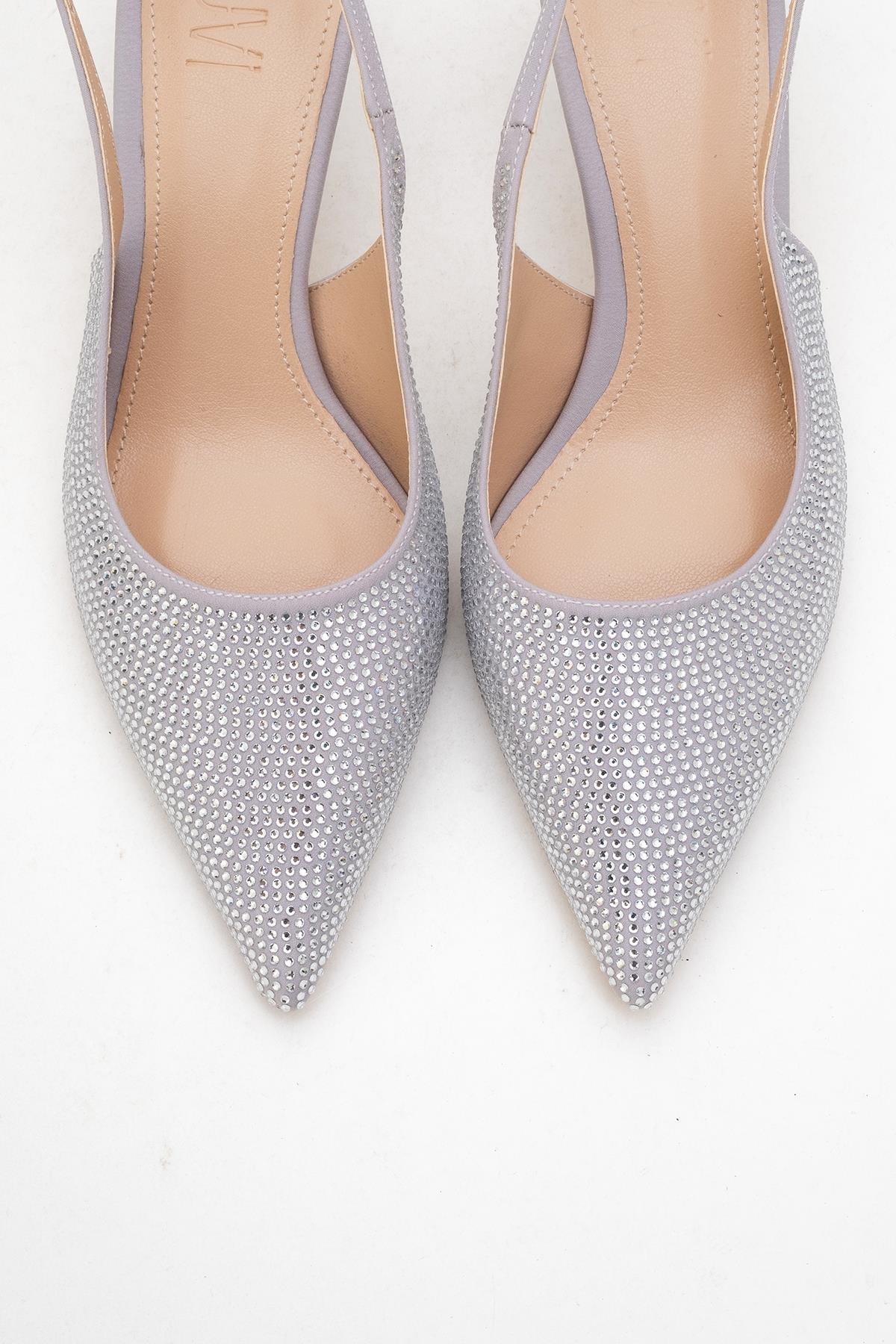 Novs - Silver Stiletto Dress Shoe – side view showing leather, silver, SimmiUnique