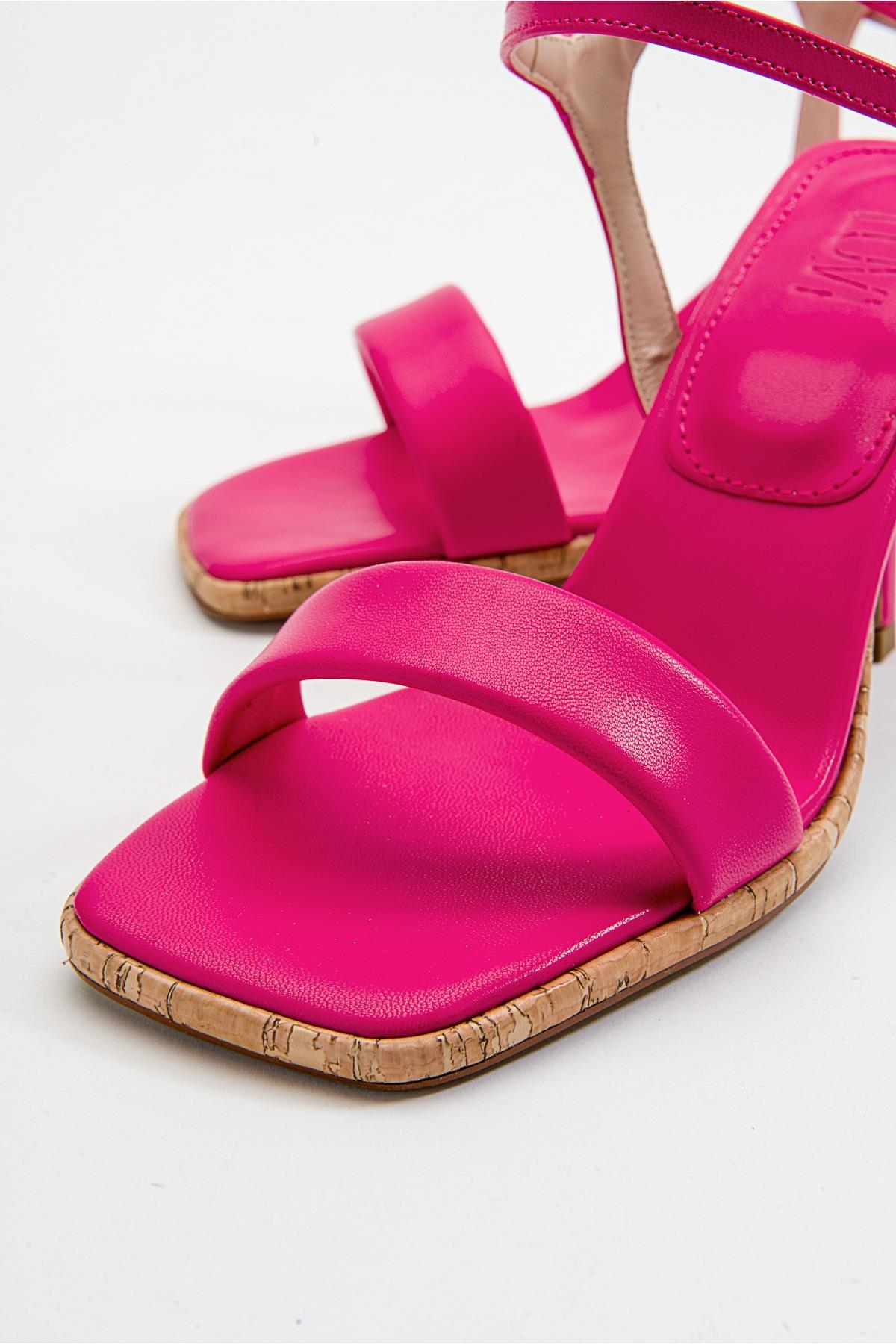 Novel - Fuchsia Heeled Shoe – back view showing leather, SimmiUnique