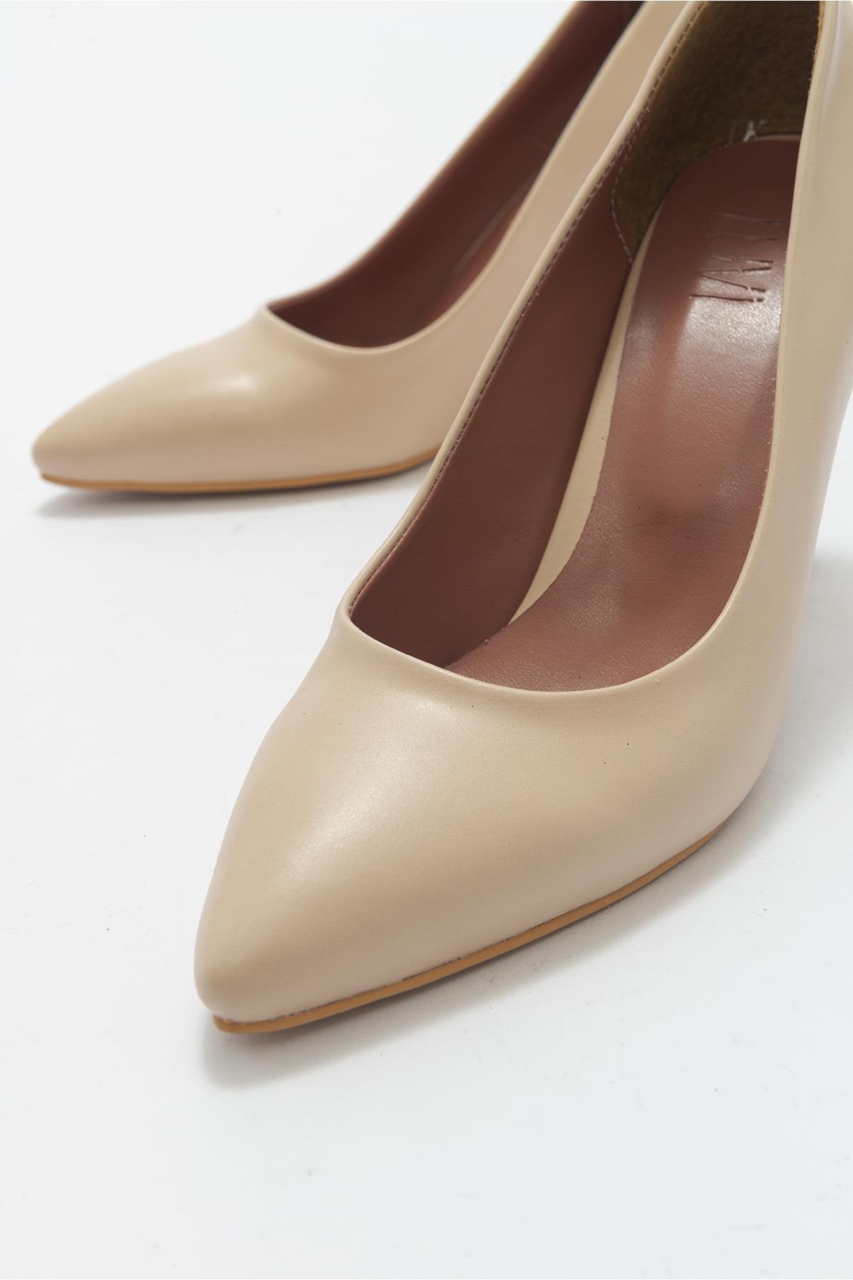 620 - Nude Heeled Shoe – detail view showing nude, SimmiUnique