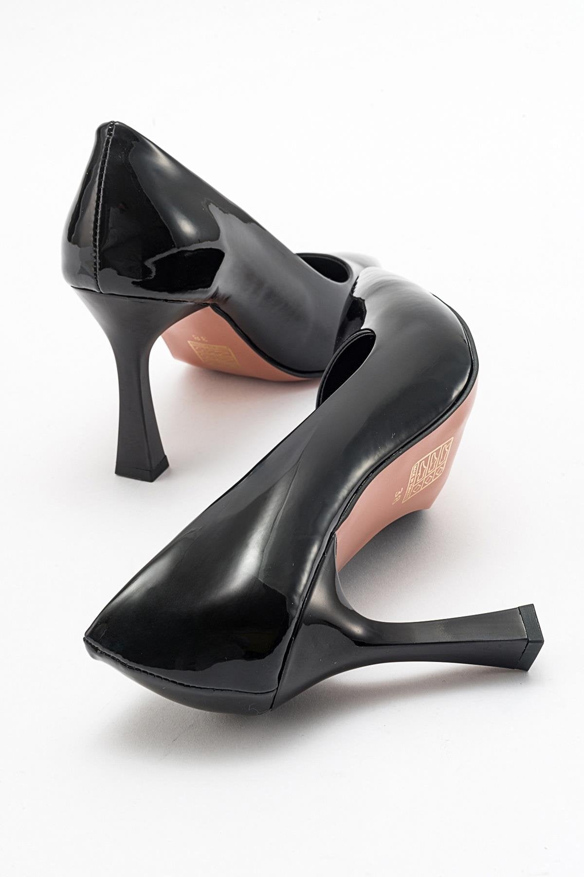 Forest Black Patent Pointed Toe Pump – back view showing leather, black, SimmiUnique