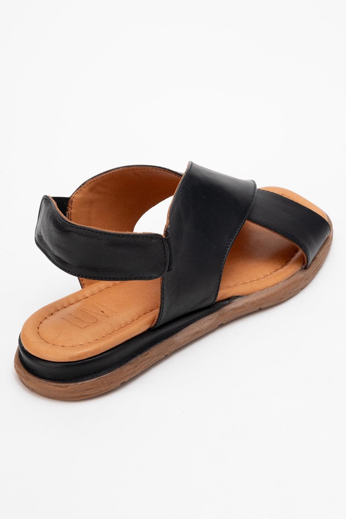 706 - Black Leather Thong Sandals – back view showing leather, black, SimmiUnique