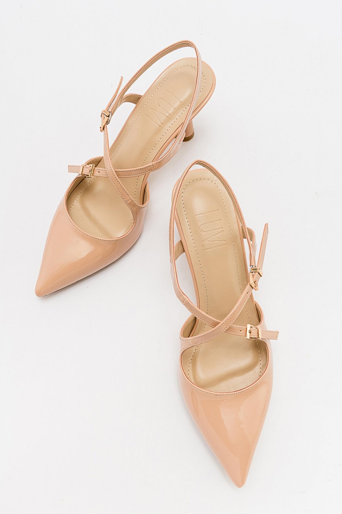 Coje - Beige Patent Pointed Toe Stiletto Pump – heel view showing leather, SimmiUnique