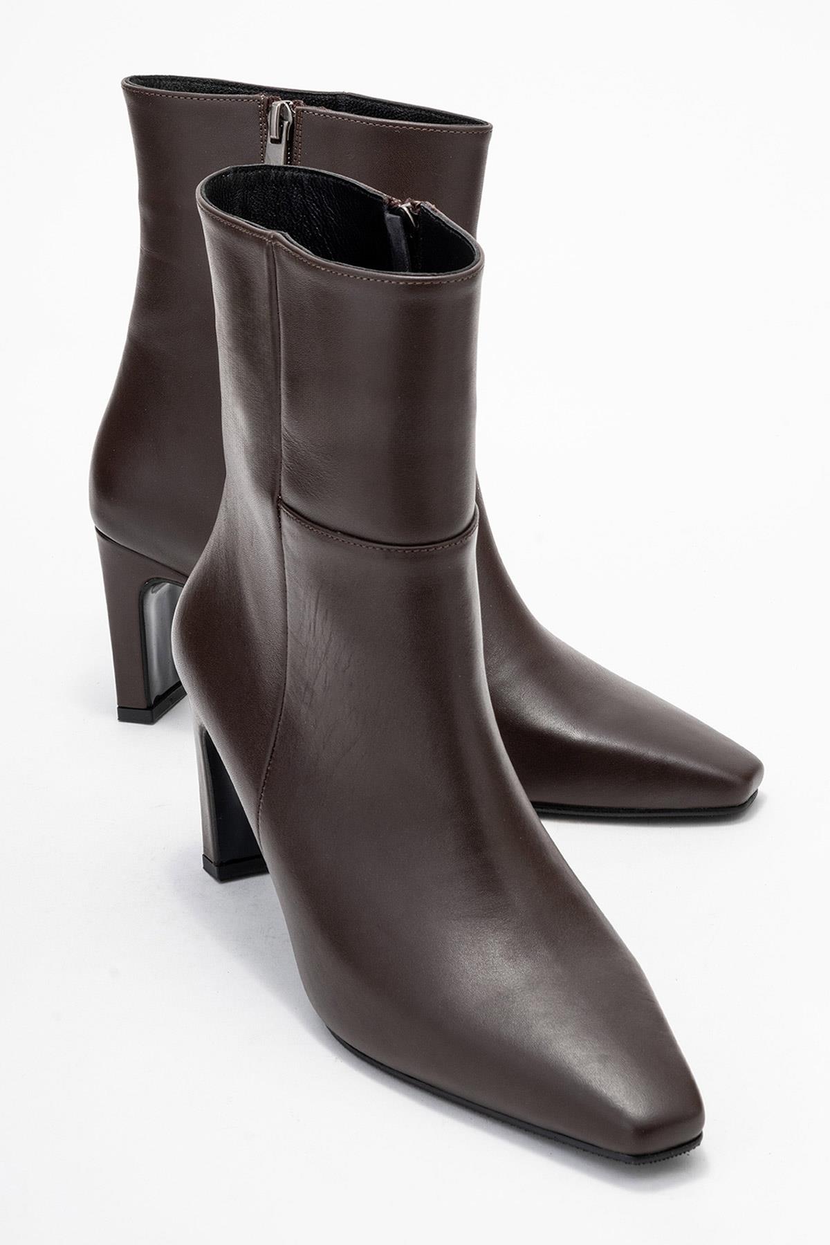 Kyoto - Cognac Genuine Leather Block Heel Boot – front three-quarter view showing leather, SimmiUnique