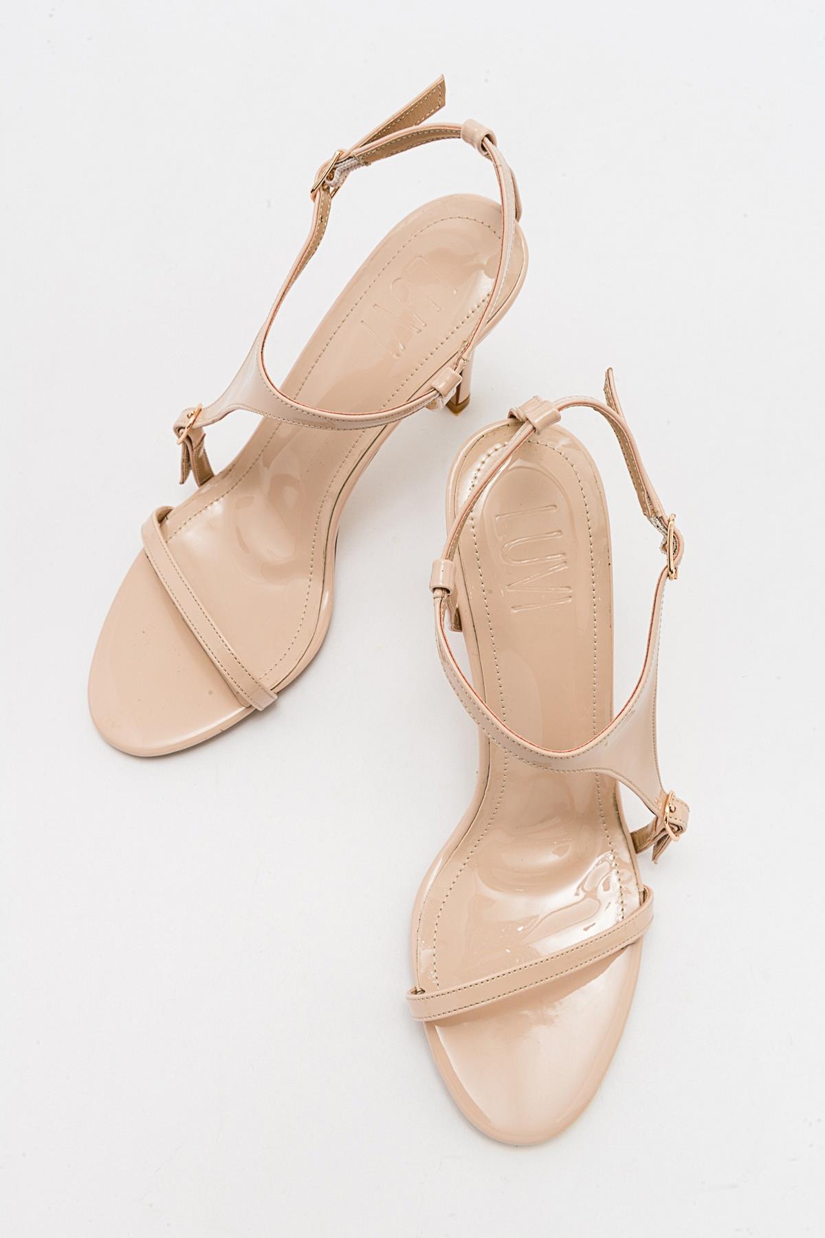 Molde - Beige Patent Stiletto Heel Shoe – heel view showing leather, SimmiUnique