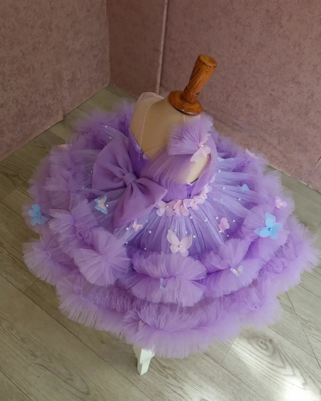 Baby Girl Photo Shoot lilacs – close-up
