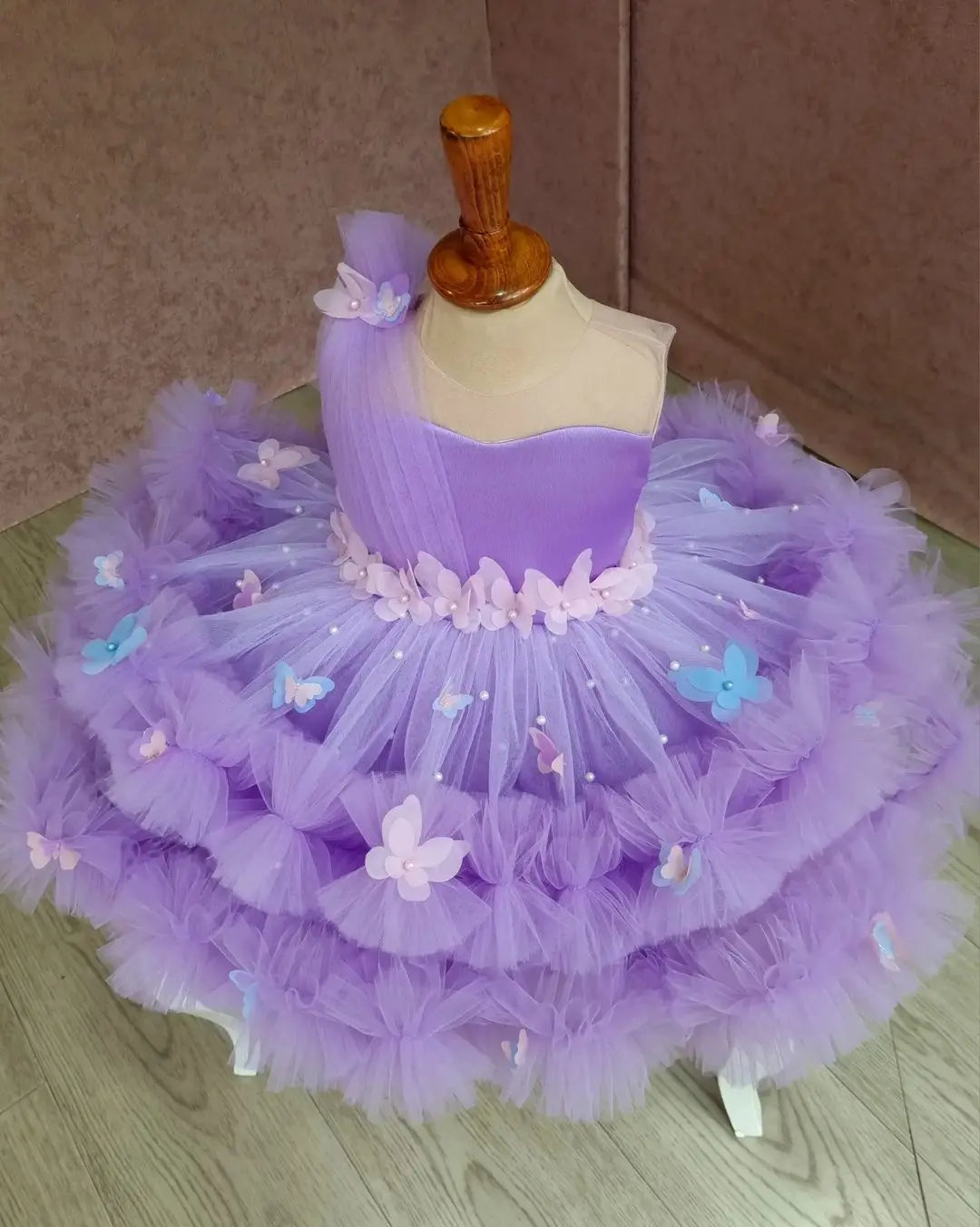 Baby Girl Photo Shoot lilacs – styled look