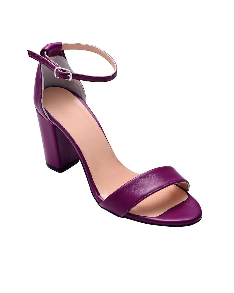 Bridal Shoes Block Heel (Lilac) – detail shot