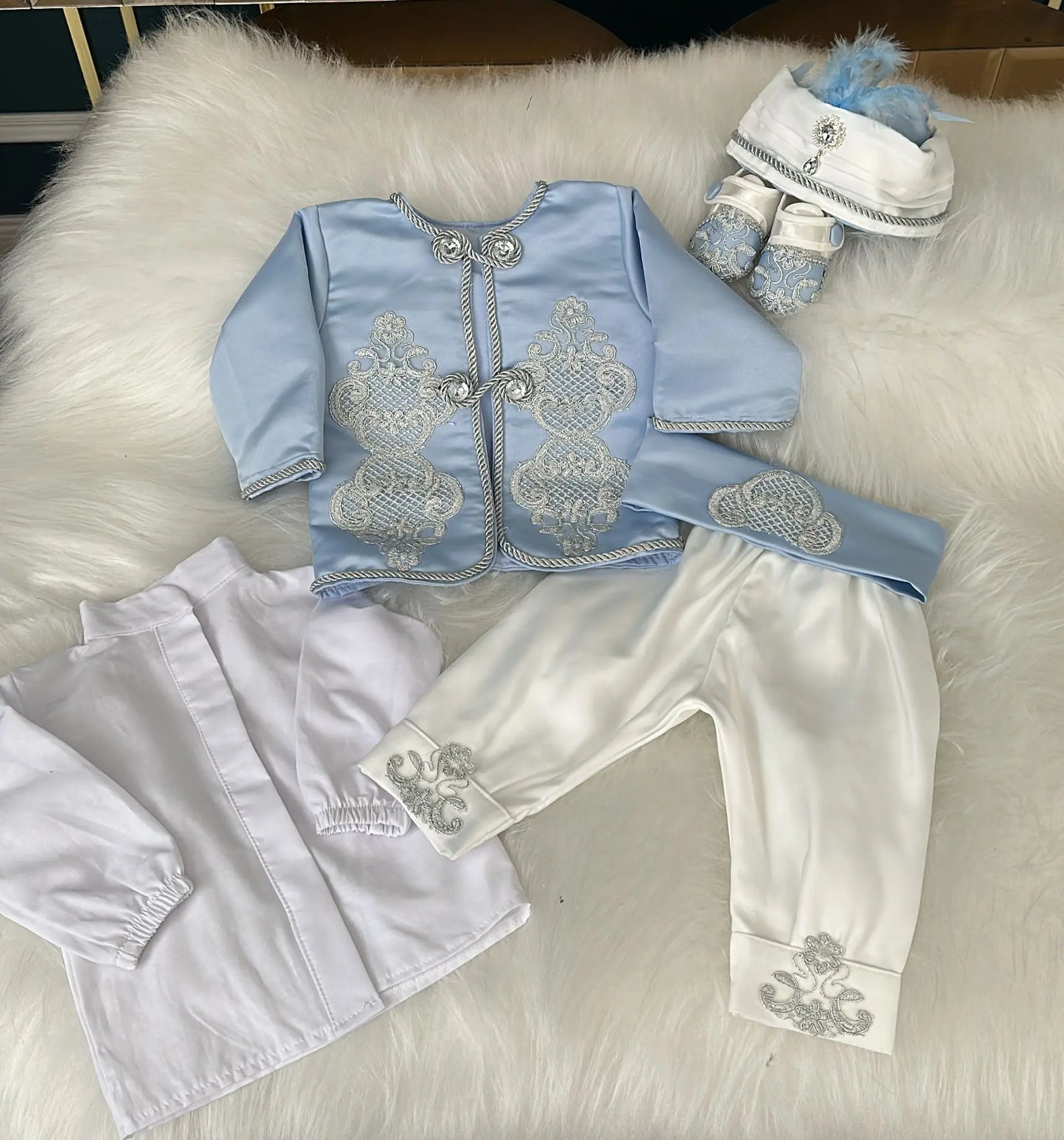 baby prince costume personalized for birthday parties, weddings, newborn photoshoots and special occasions