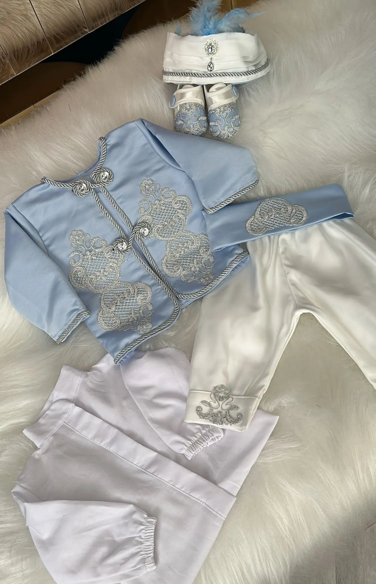 baby outfit for birthday parties, weddings, newborn photoshoots and special occasions