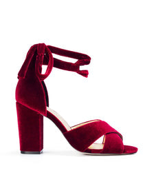 Passion - Ruby Wedding Shoes – close-up