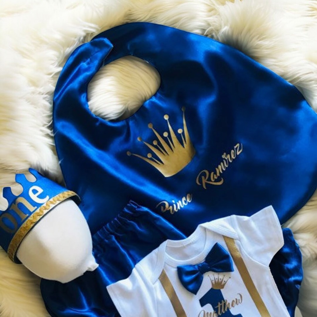 Royal Blue Prince King outfit first smash cake
