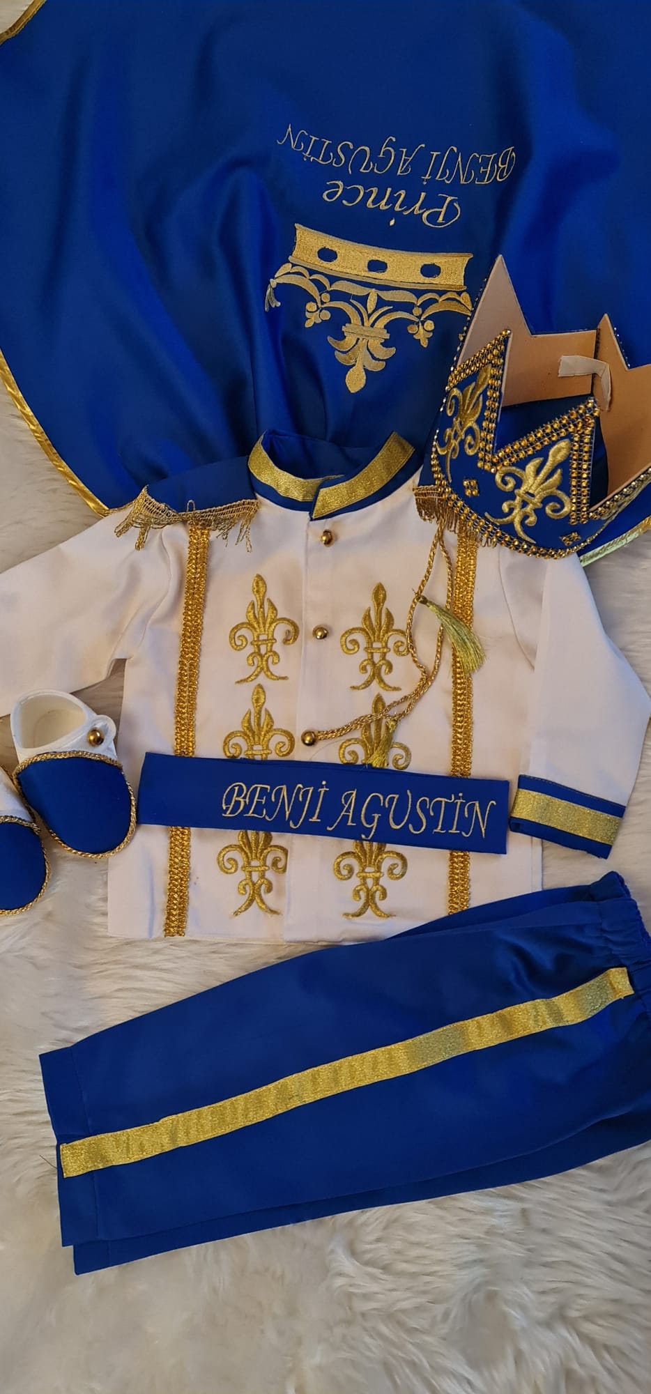 Baby Boy Prince Costume: Blue & Gold Birthday Outfit – close-up