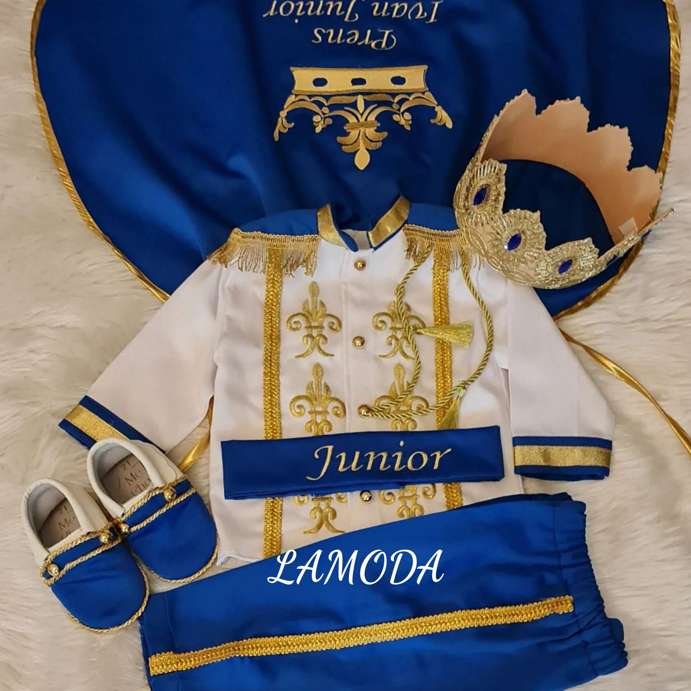 Baby Boy Prince Costume: 1st Birthday Outfit â detail shot