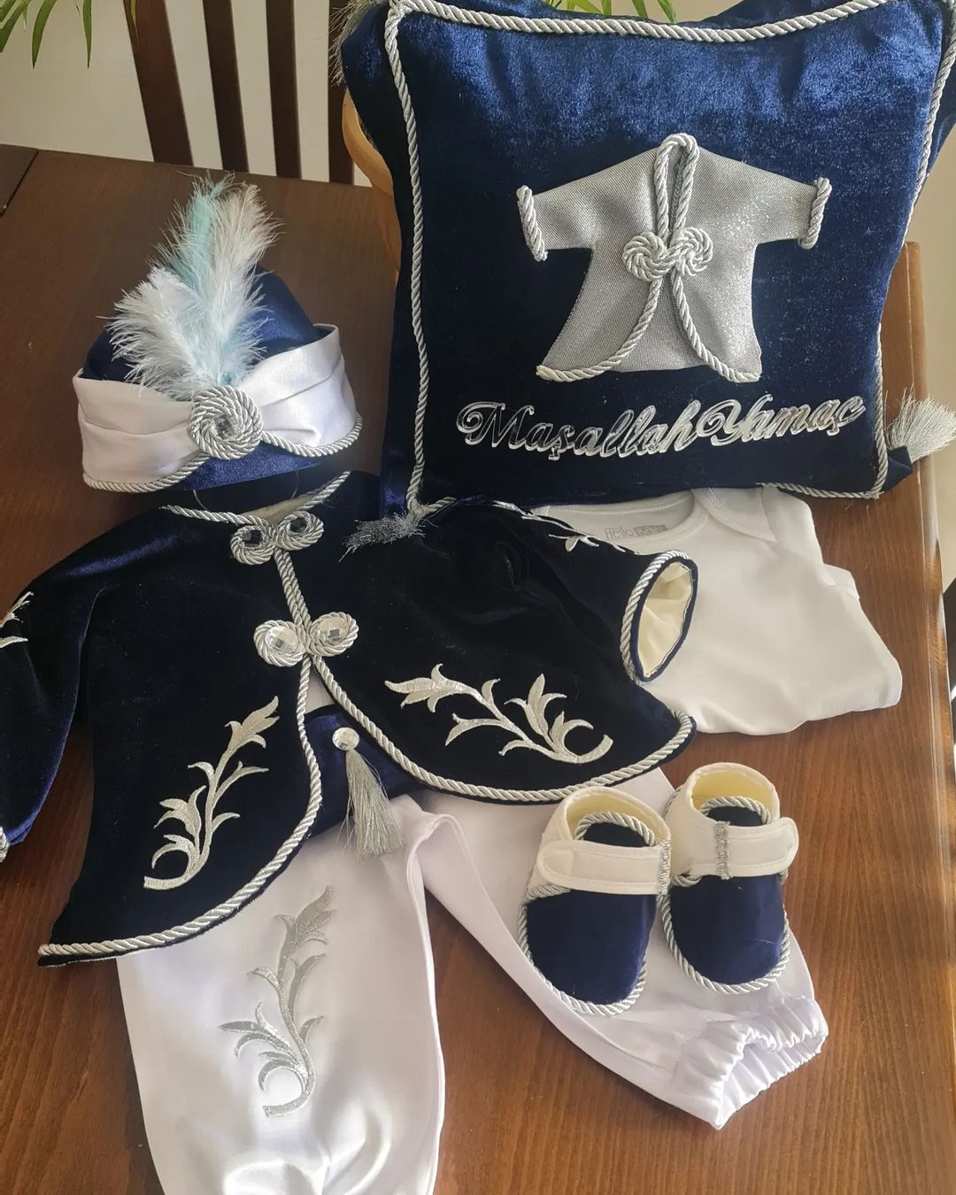 Spain Baby Boy Prince costume