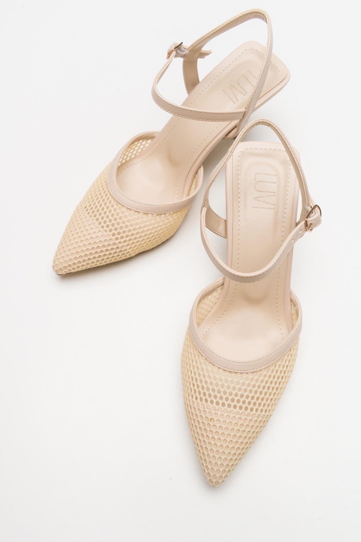 Chic - Beige Heeled Shoe – front three-quarter view showing leather, SimmiUnique