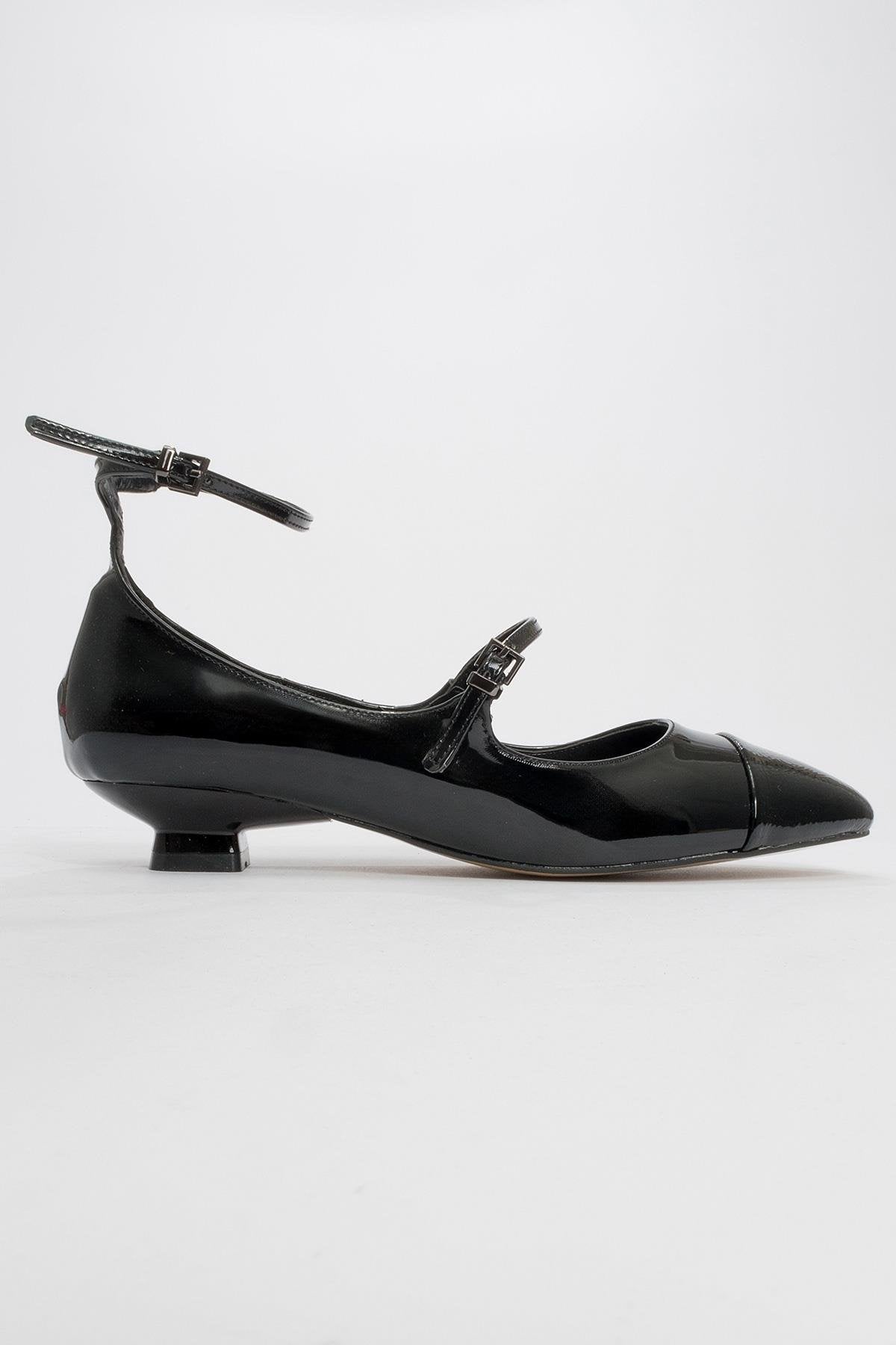 Uster - Black Patent Low Block Heel Shoe – heel view showing leather, black, SimmiUnique