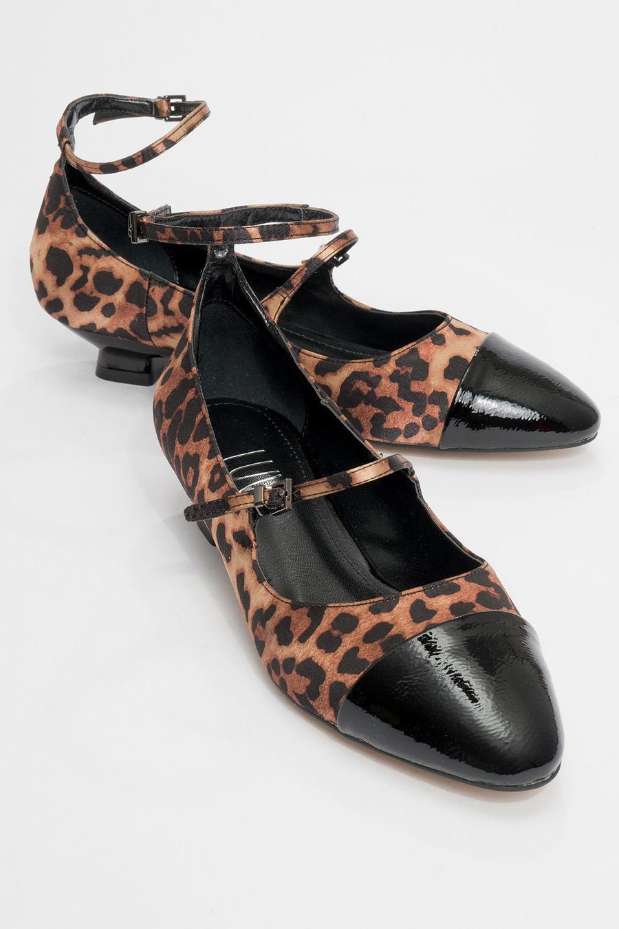 Uster - Black-Yellow Patterned Low Block Heel Shoe
