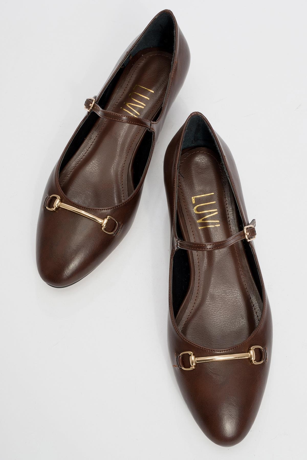 Ojen - Brown Low Heel Shoe – side view showing leather, SimmiUnique