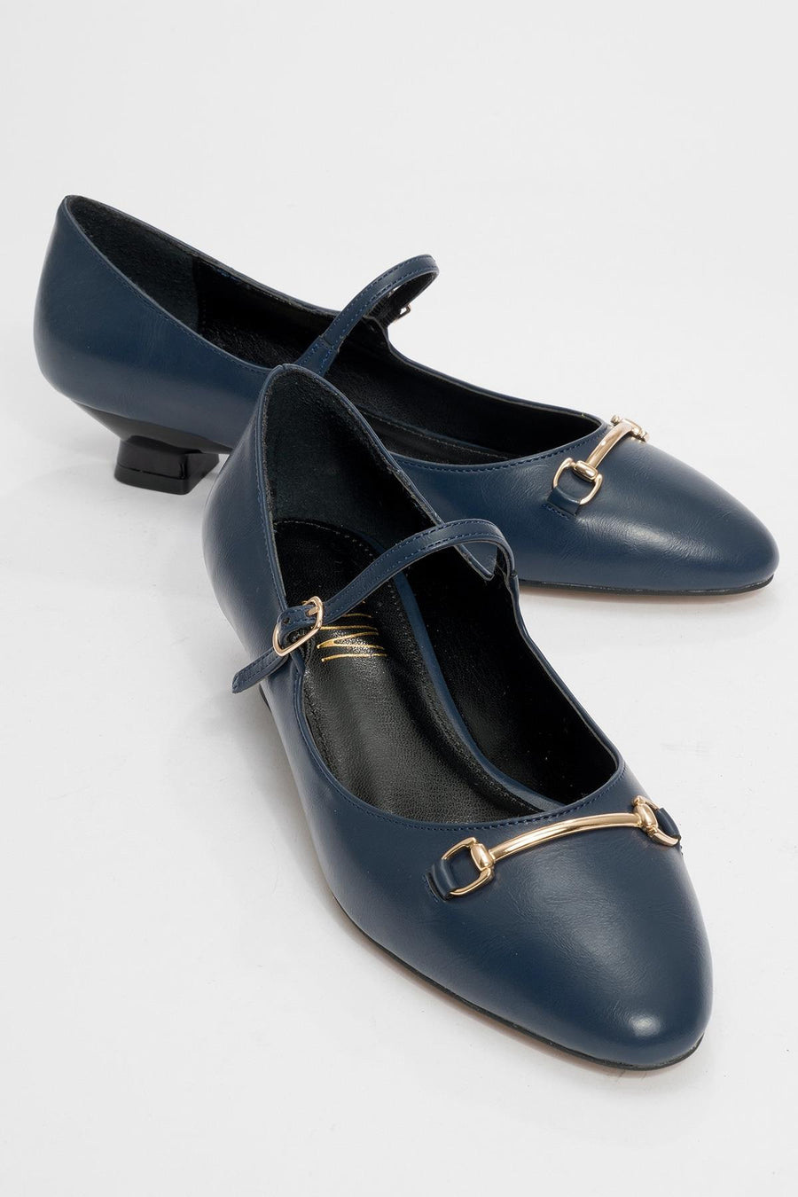 Ojen - Navy Low Heel Shoe