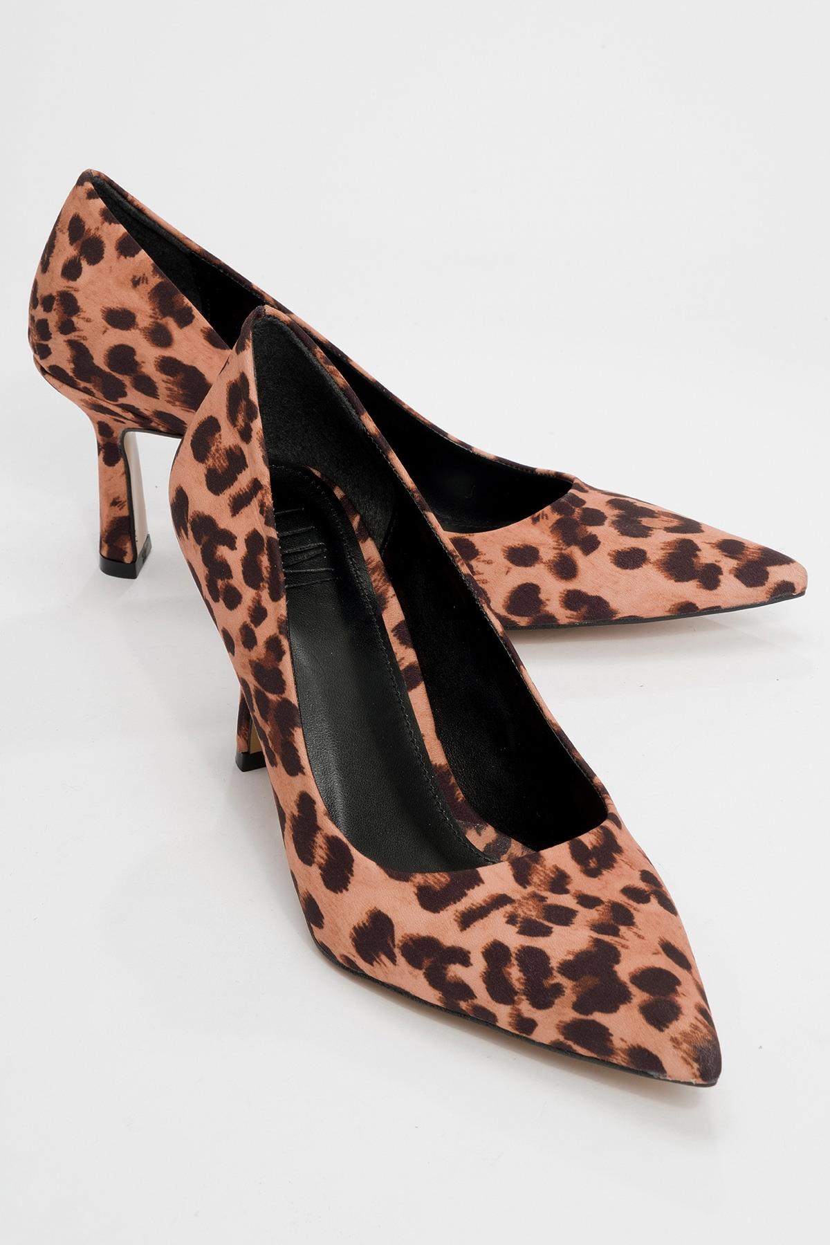Calse - Black And Yellow Patterned Heeled Shoe – front three-quarter view showing leather, black, SimmiUnique