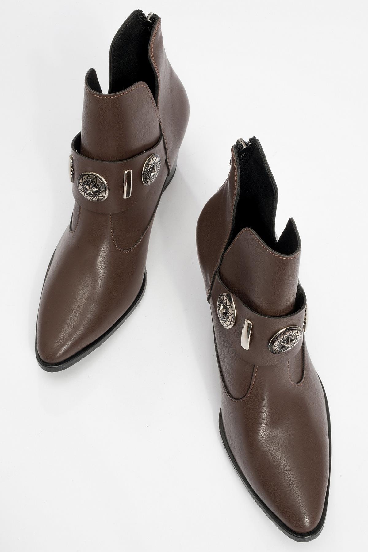 Kenda Brown Buckle Block Heel Boot – side view showing leather, red, SimmiUnique