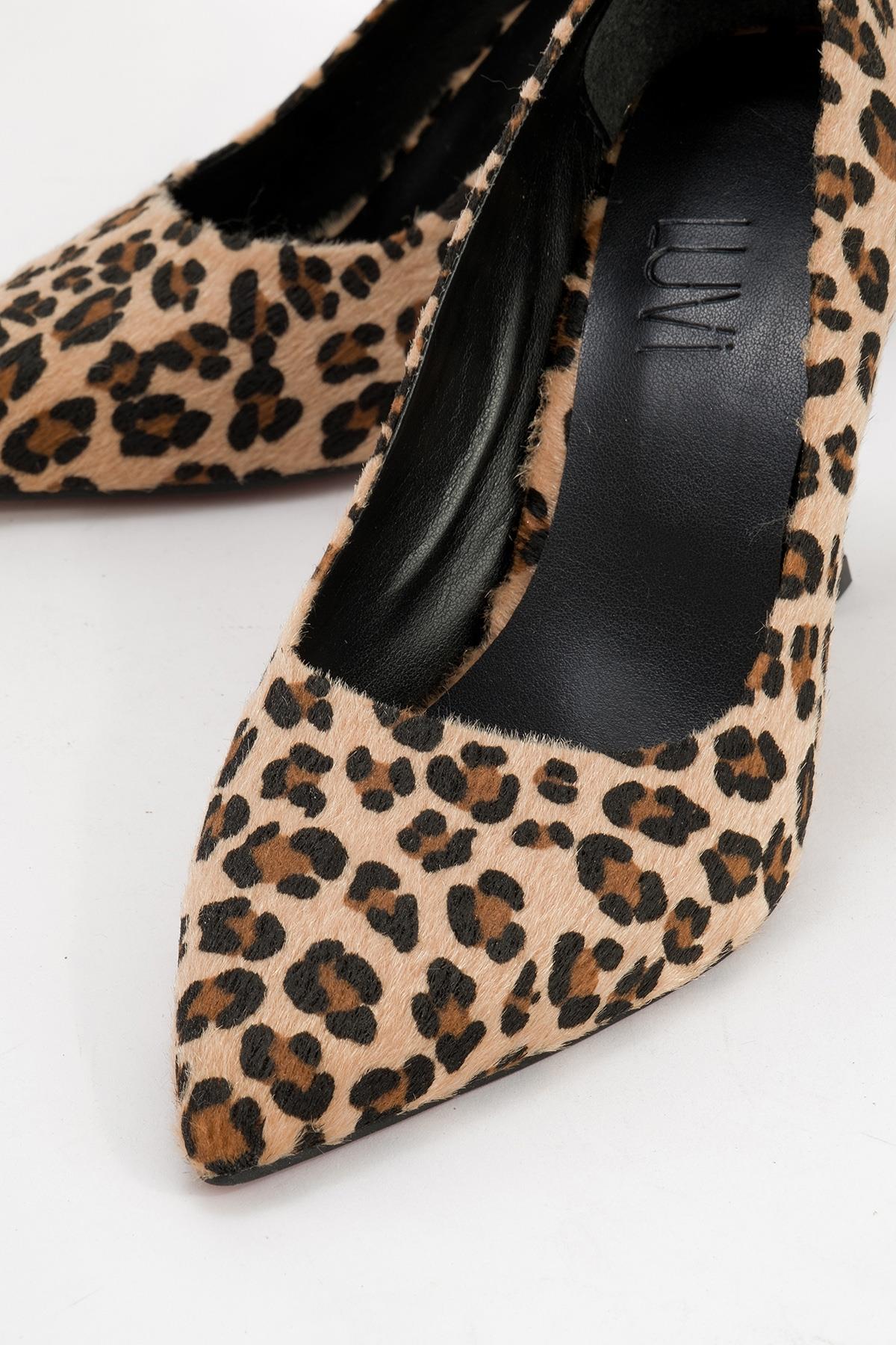 Forest Leopard Pointed Toe Pump – detail view showing leather, SimmiUnique