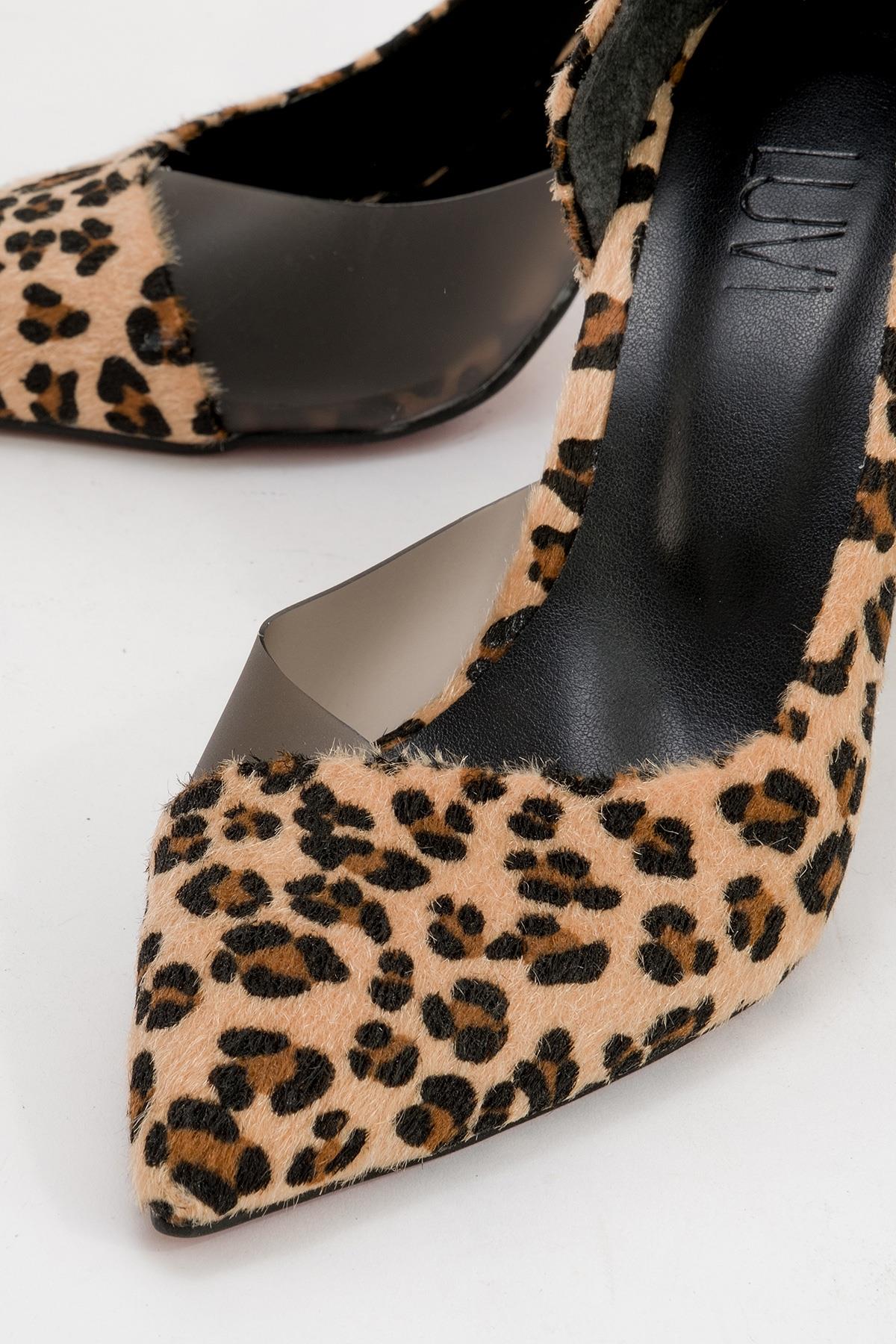 Ursula - Black And Yellow Patterned Heeled Shoe – detail view showing leather, black, SimmiUnique