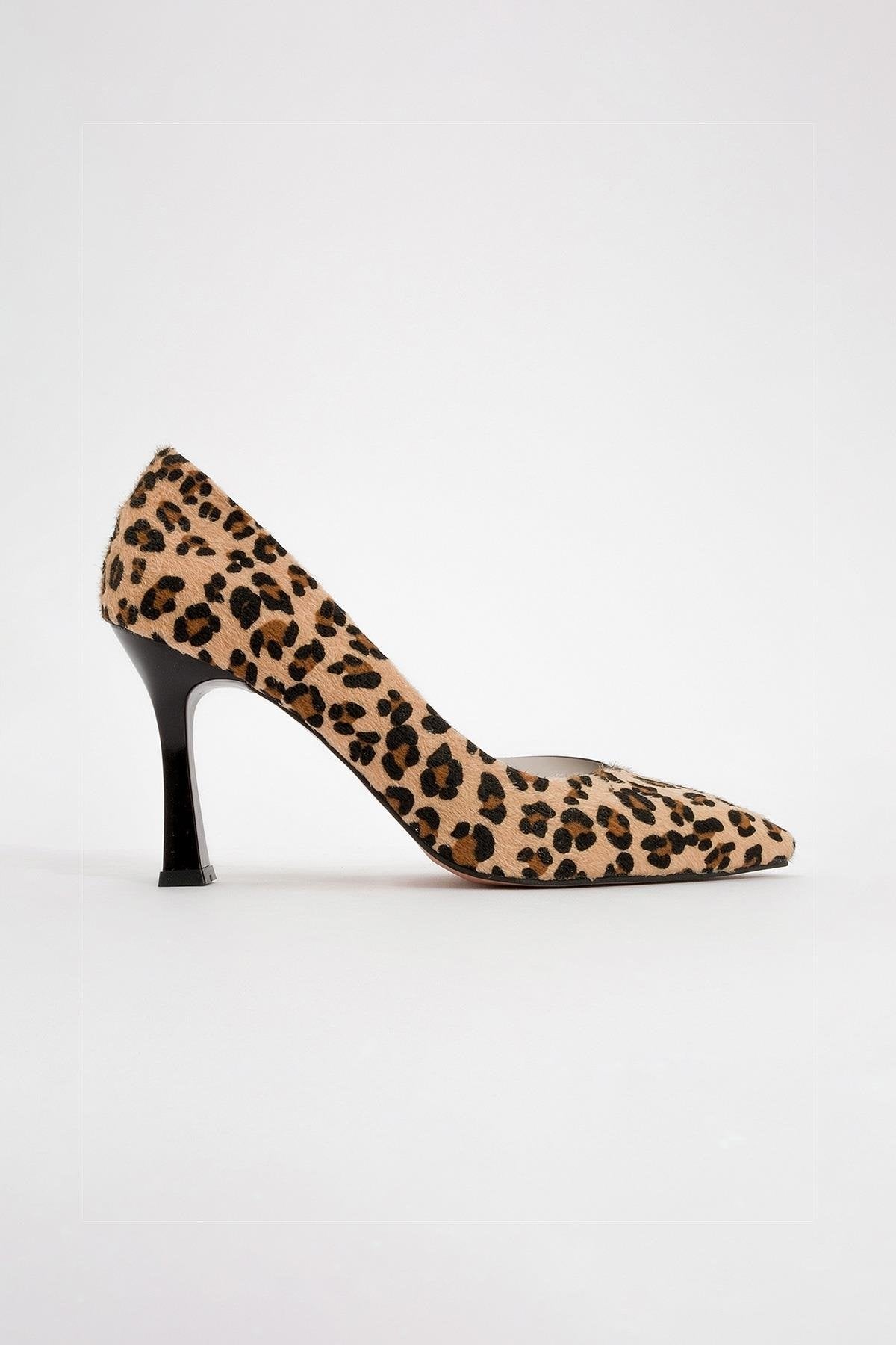 Ursula - Black And Yellow Patterned Heeled Shoe – heel view showing leather, black, SimmiUnique