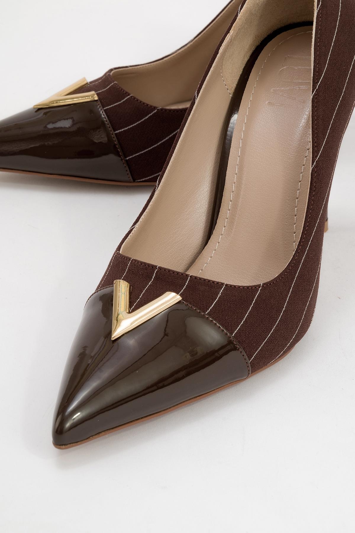 Arrow - Brown Striped Patent Gold Buckle High-Heel Shoe – detail view showing leather, metallic, gold, SimmiUnique