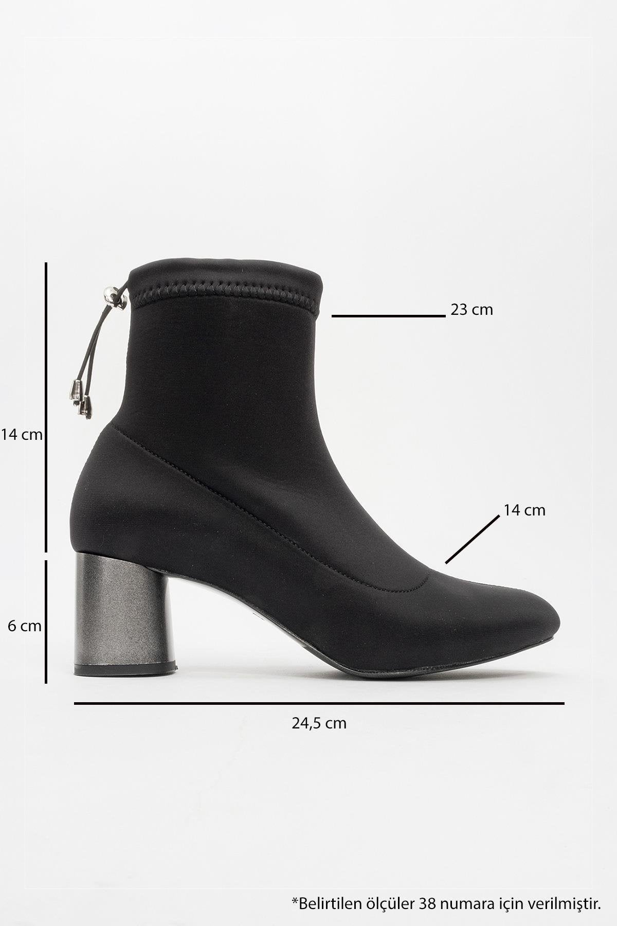 Landes - Black Block Heel Boot – heel view showing black, SimmiUnique