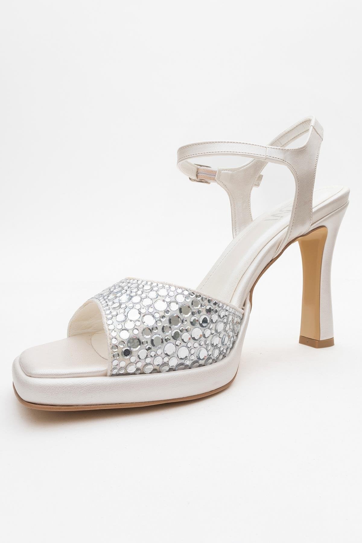 Anche - Pearl Jeweled Evening Shoe – heel view showing pearl, leather, SimmiUnique