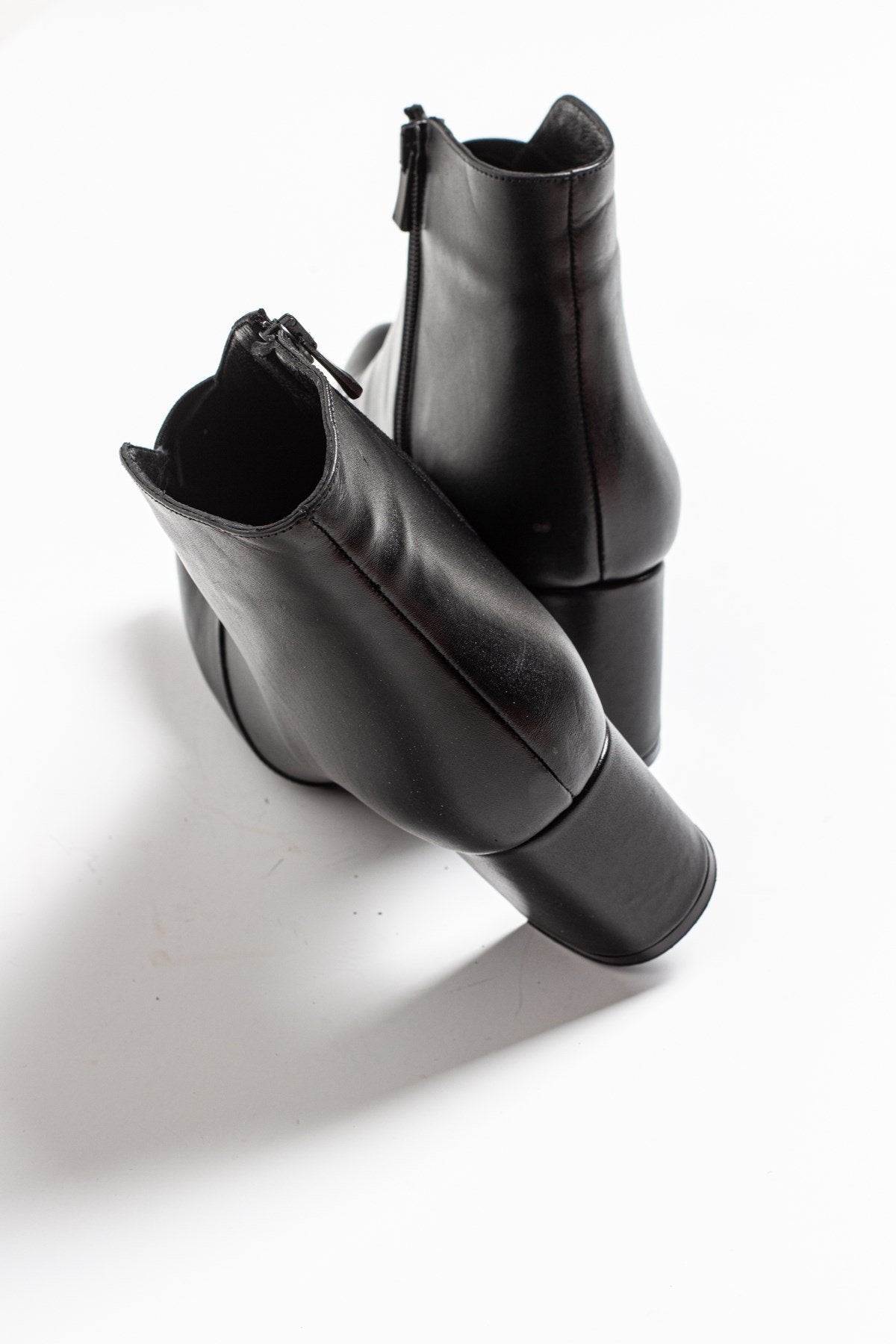 Finda Black Leather Block‑Heel Boot – heel view showing leather, black, SimmiUnique