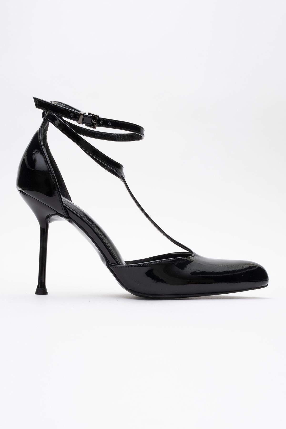 Jon - Black Patent Stiletto Heel Shoe – top view showing leather, black, red, SimmiUnique
