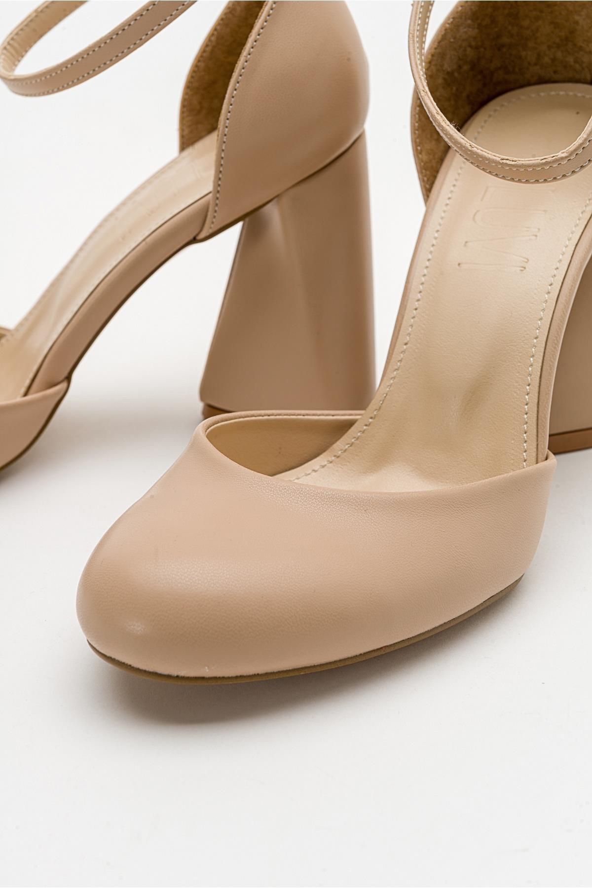 Oslo - Beige Heeled Shoe – detail view showing leather, SimmiUnique