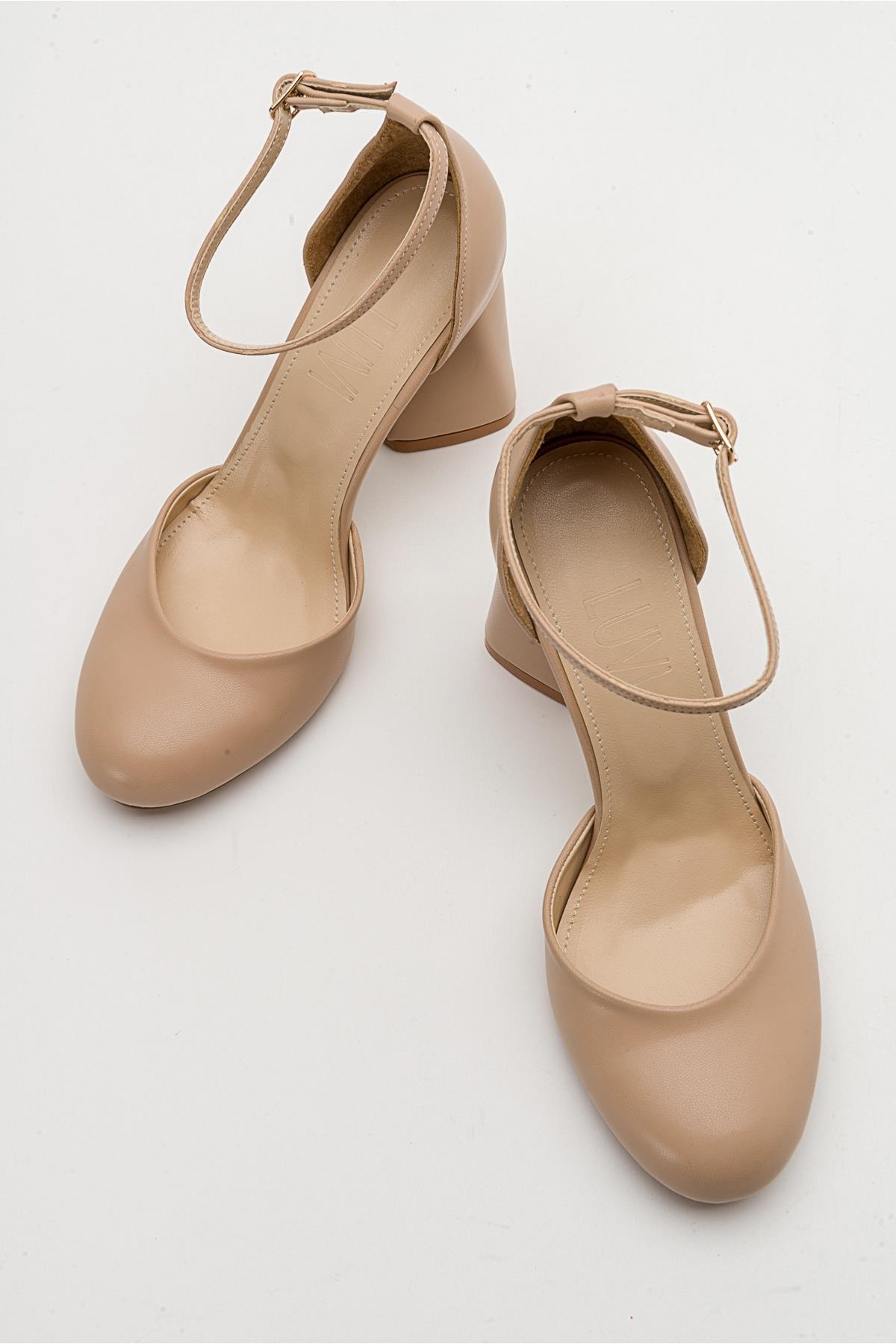 Oslo - Beige Heeled Shoe – heel view showing leather, SimmiUnique