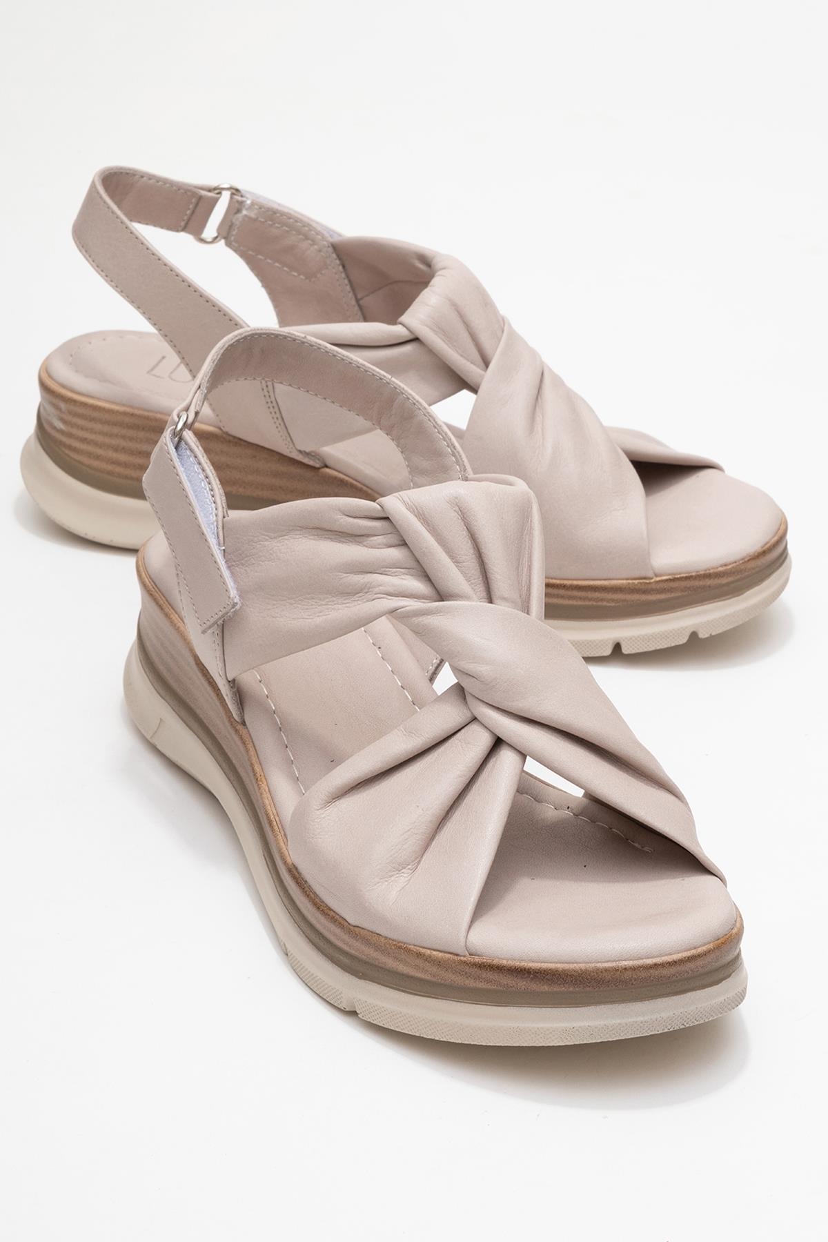 Oara - Cream Leather Sandal – front three-quarter view showing leather, SimmiUnique
