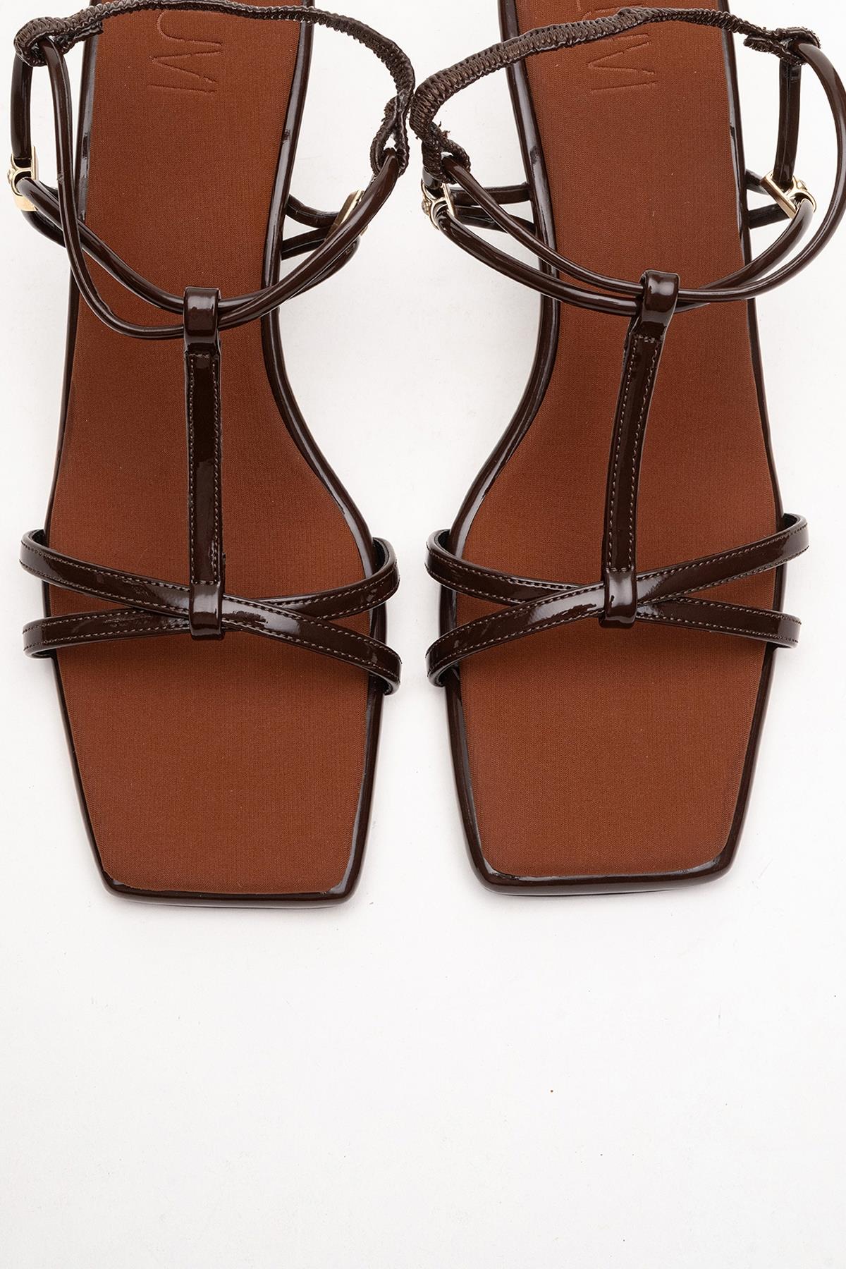 Gibson - Brown Patent Square-Toe Heeled Sandal – side view showing leather, SimmiUnique