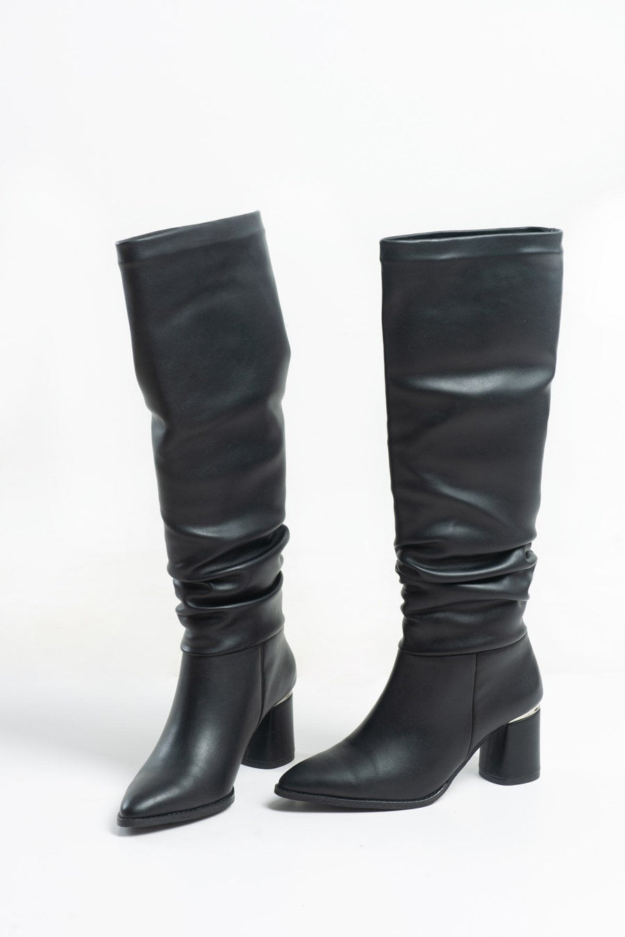 120 - Black Gusseted Block Heel Boot