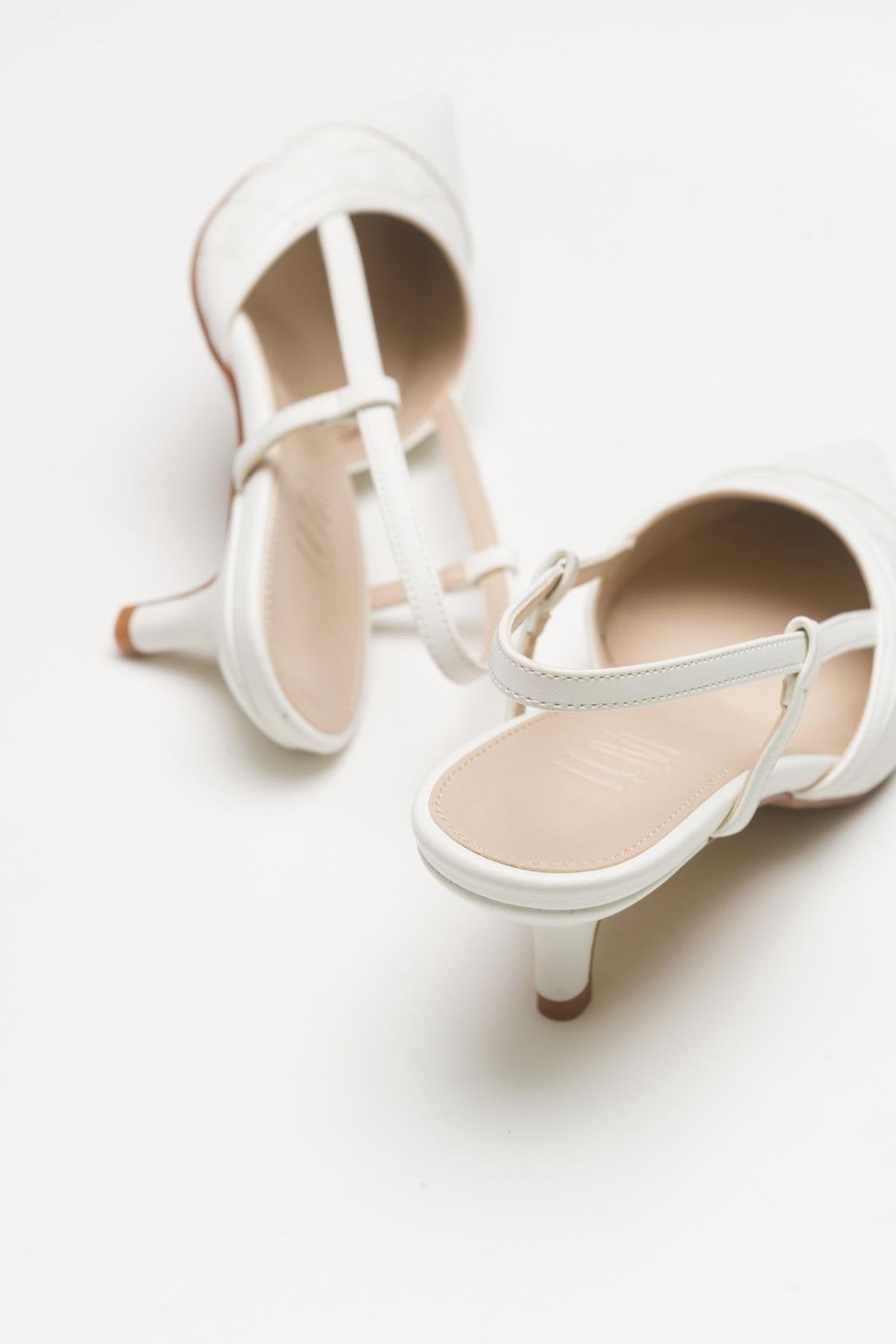 Goodge - White Pointed Toe Backless Kitten Heel Pump – detail view showing leather, white, SimmiUnique