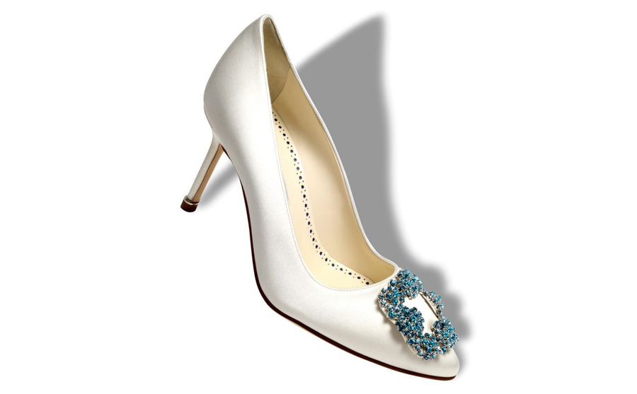 Magnolia Crown White Jewel Buckle Pumps