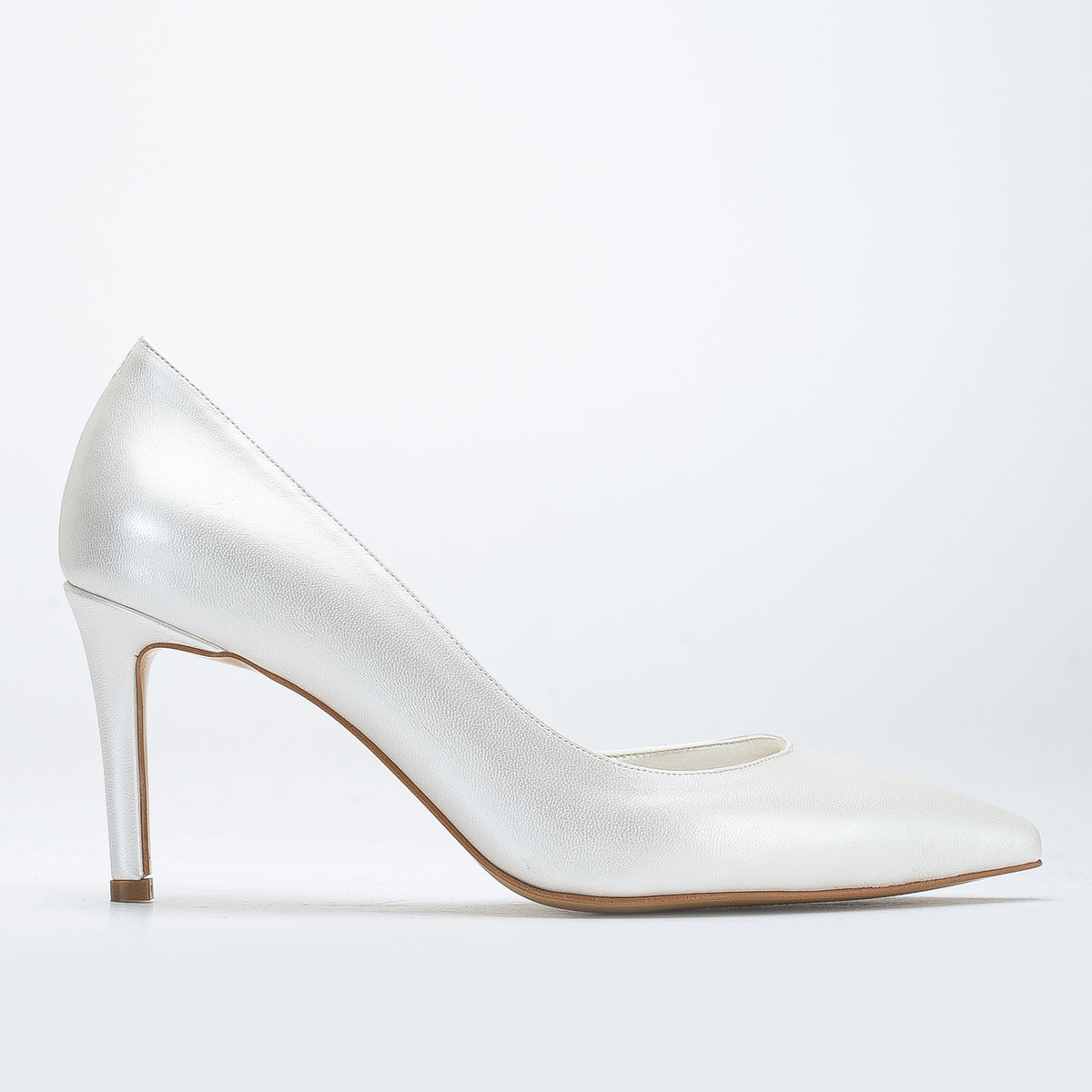 Perla - Ivory Bridal Stiletto – front three-quarter view showing leather, ivory, red, SimmiUnique