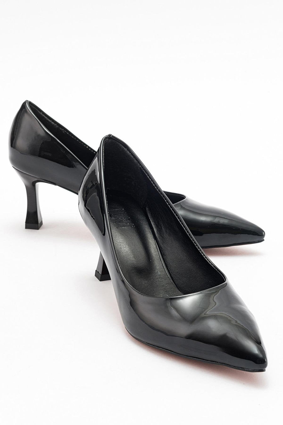 Pedra - Black Heeled Shoe