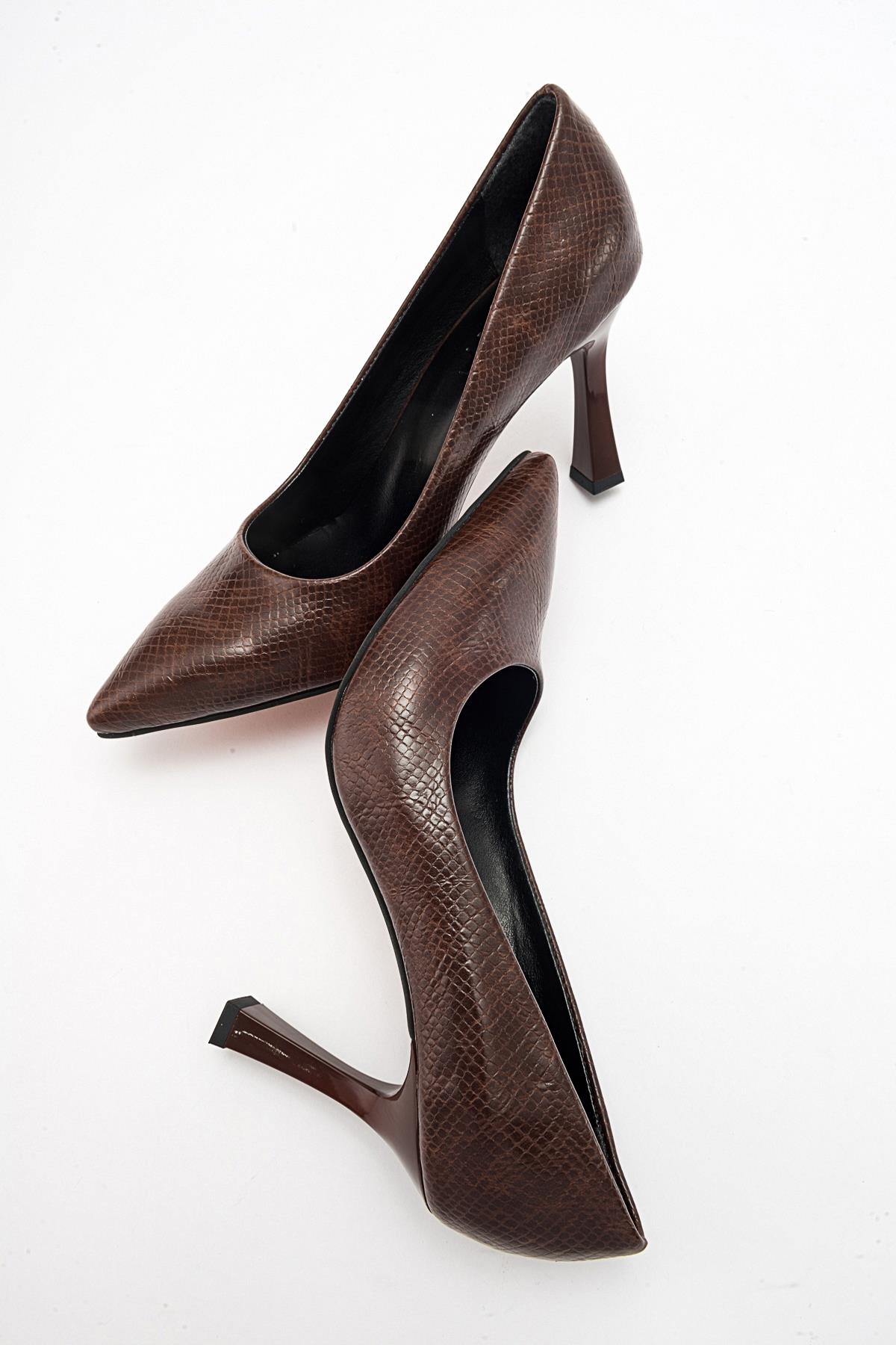 Forest Brown Pointed Toe Pump – heel view showing leather, SimmiUnique